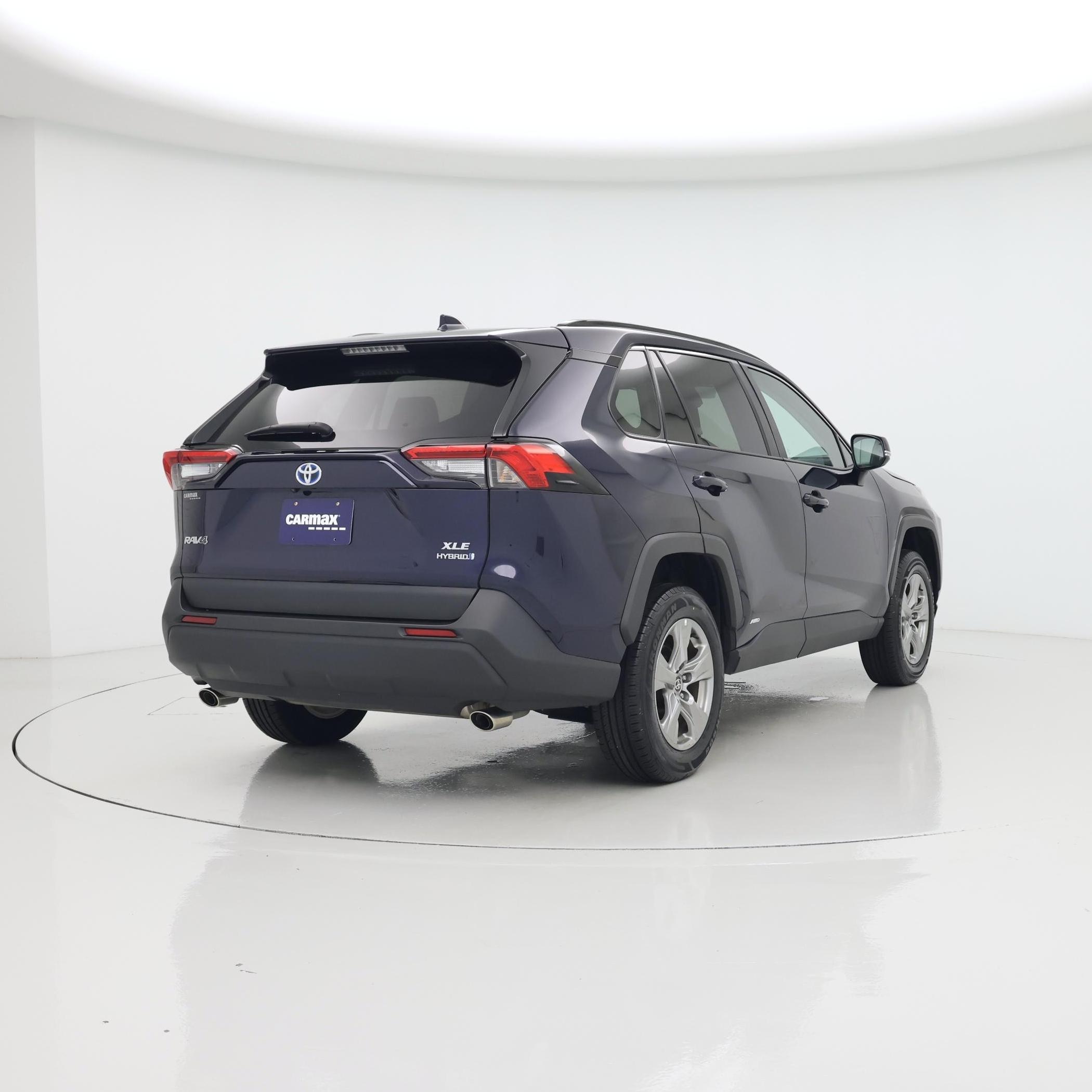 Thumbnail: 2024 Toyota RAV4 - 8