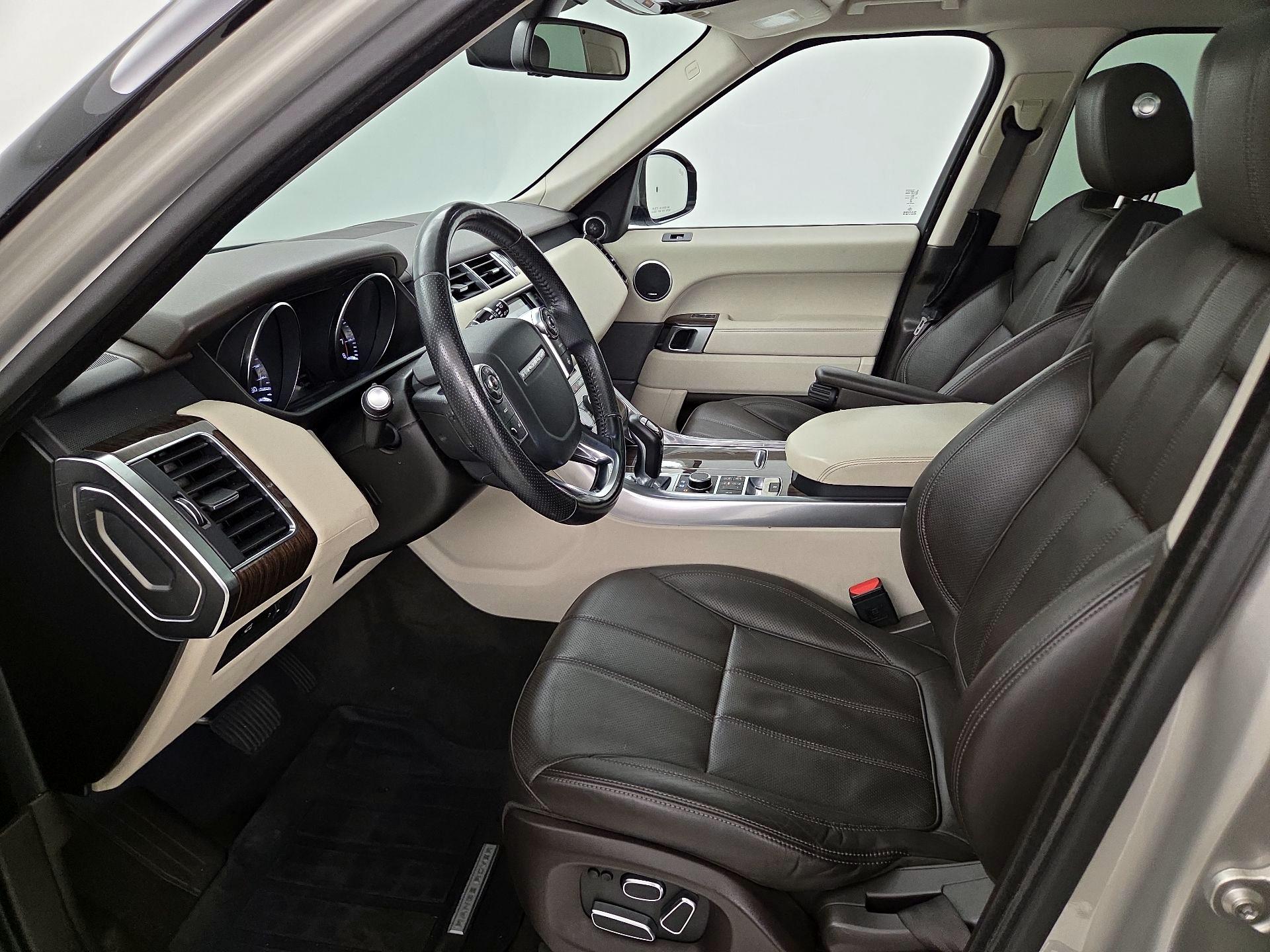 Thumbnail: 2015 Land Rover Range Rover Sport - 11