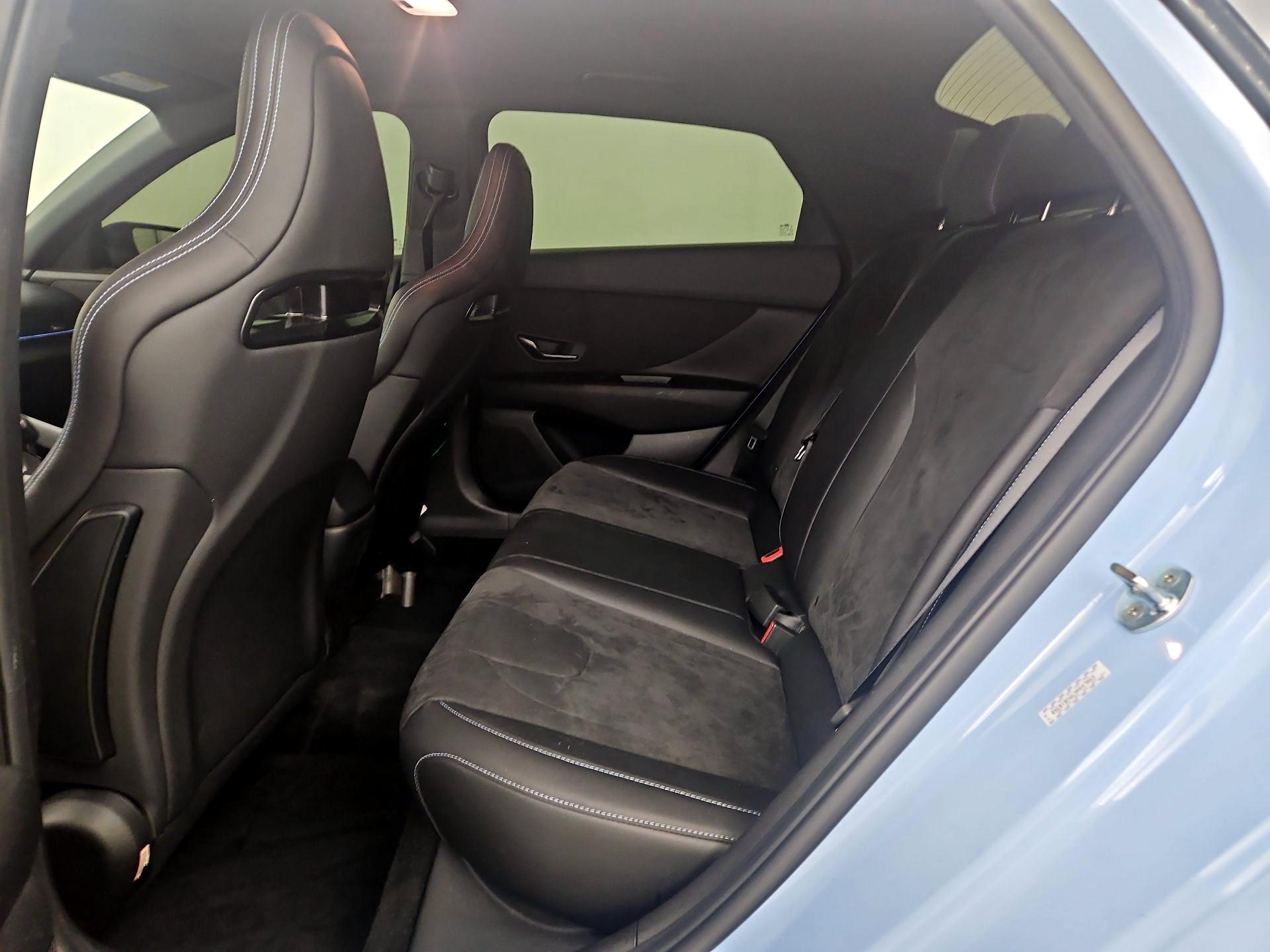 Thumbnail: 2023 Hyundai Elantra - 20