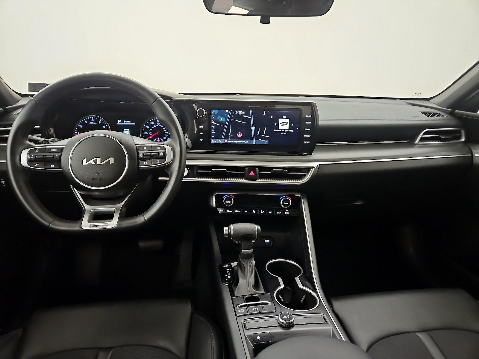 2023 Kia K5 GT-Line - Photo 10