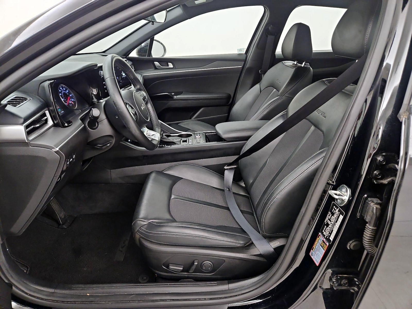 2023 Kia K5 GT-Line - Photo 12