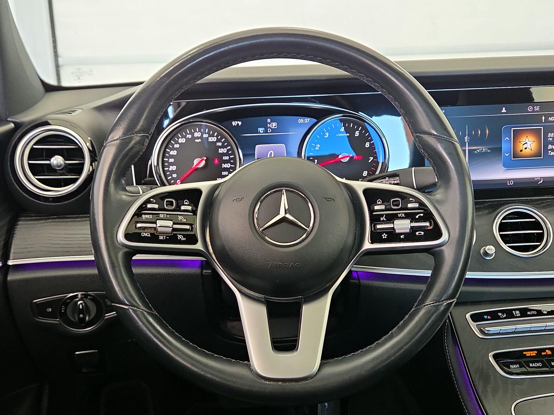 Thumbnail: 2019 Mercedes-Benz E-Class - 10