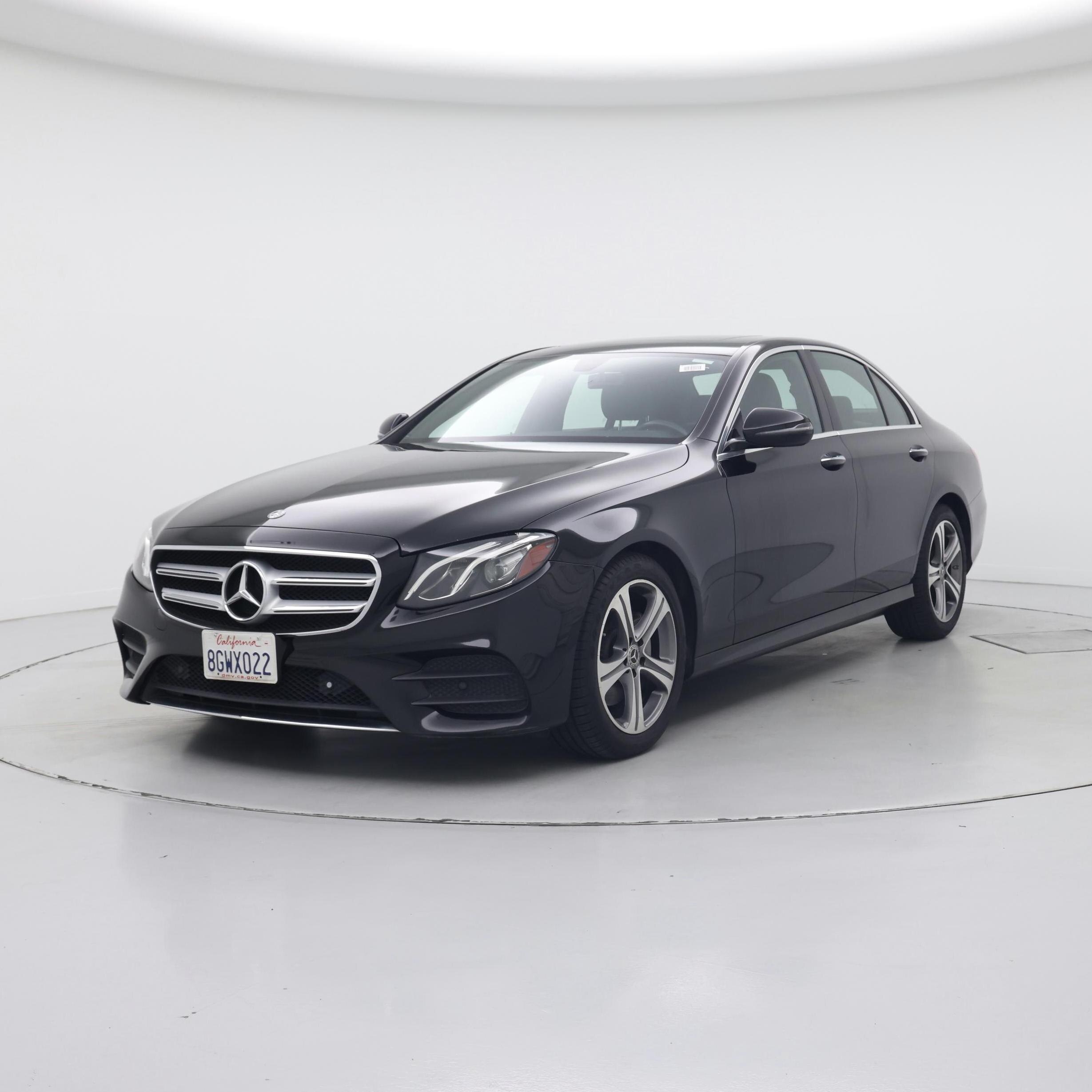 Thumbnail: 2019 Mercedes-Benz E-Class - 4