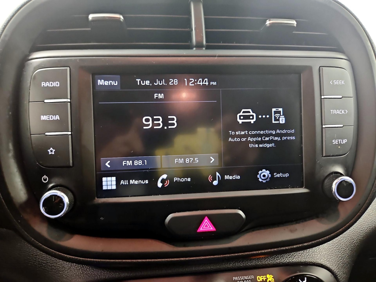 2023 Kia Soul LX - Photo 14