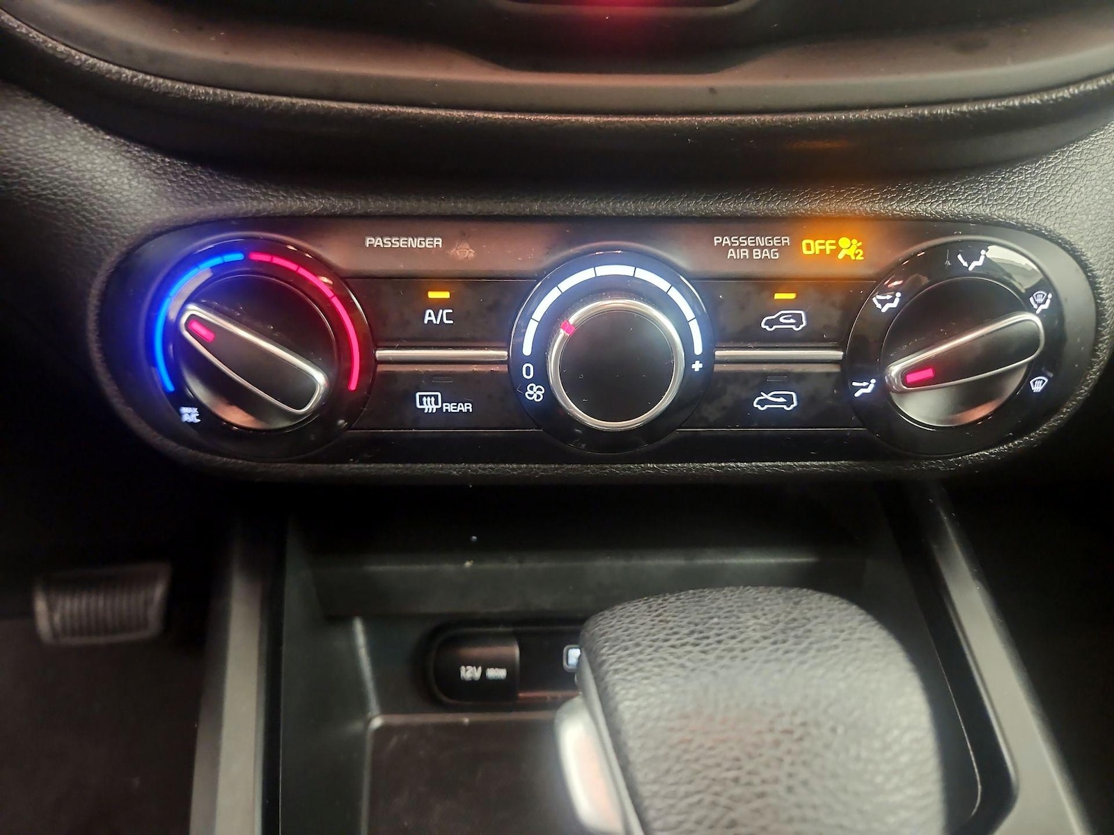 2023 Kia Soul LX - Photo 15
