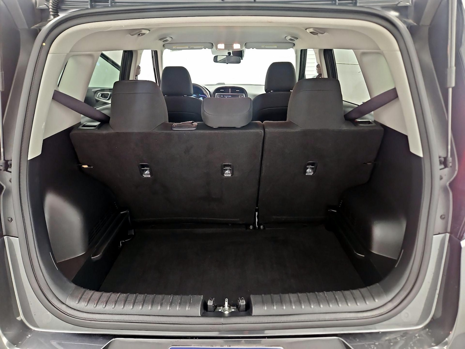 2023 Kia Soul LX - Photo 19