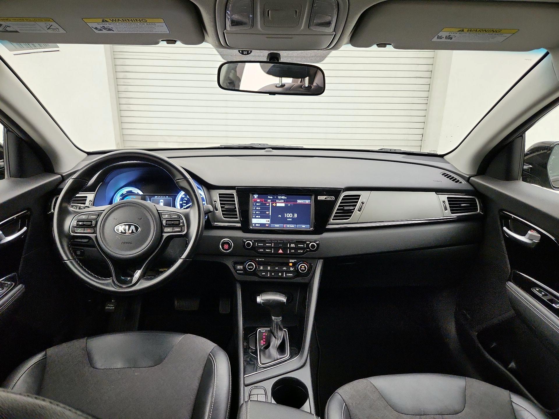 Thumbnail: 2017 Kia Niro - 9
