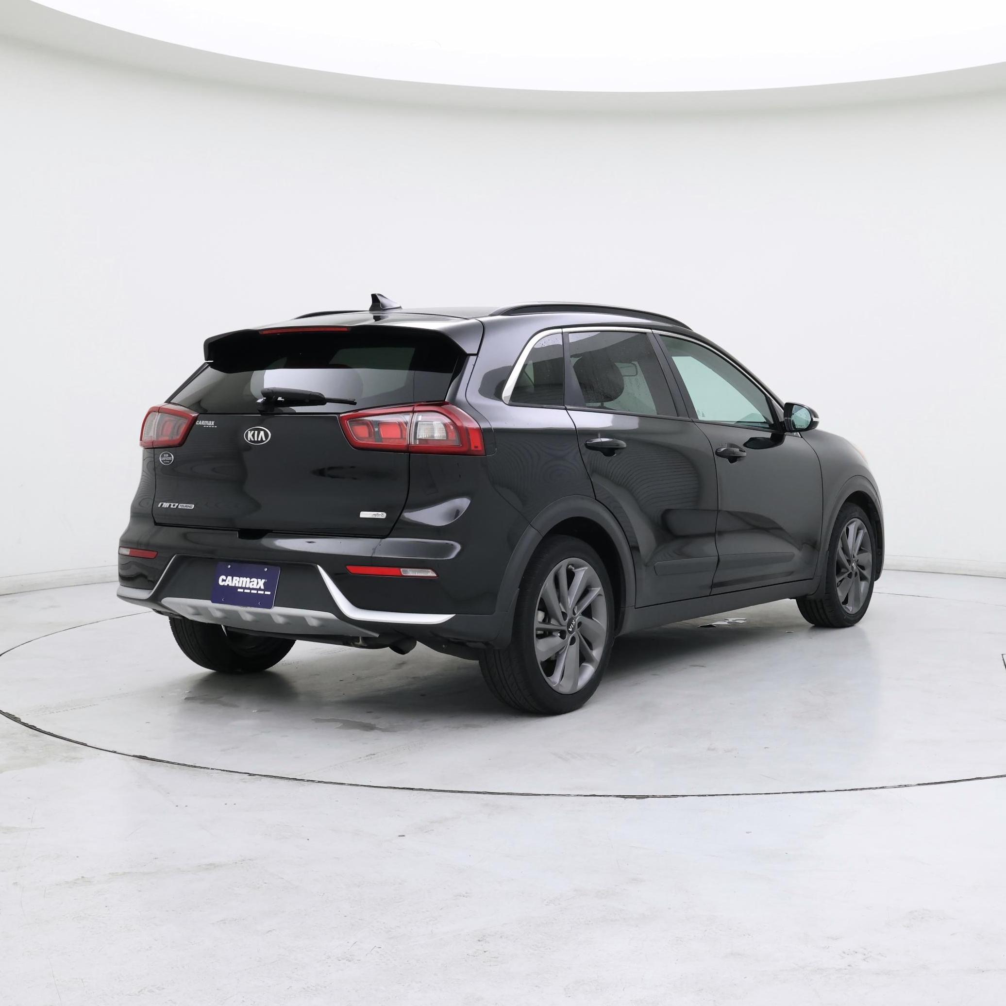 Thumbnail: 2017 Kia Niro - 8