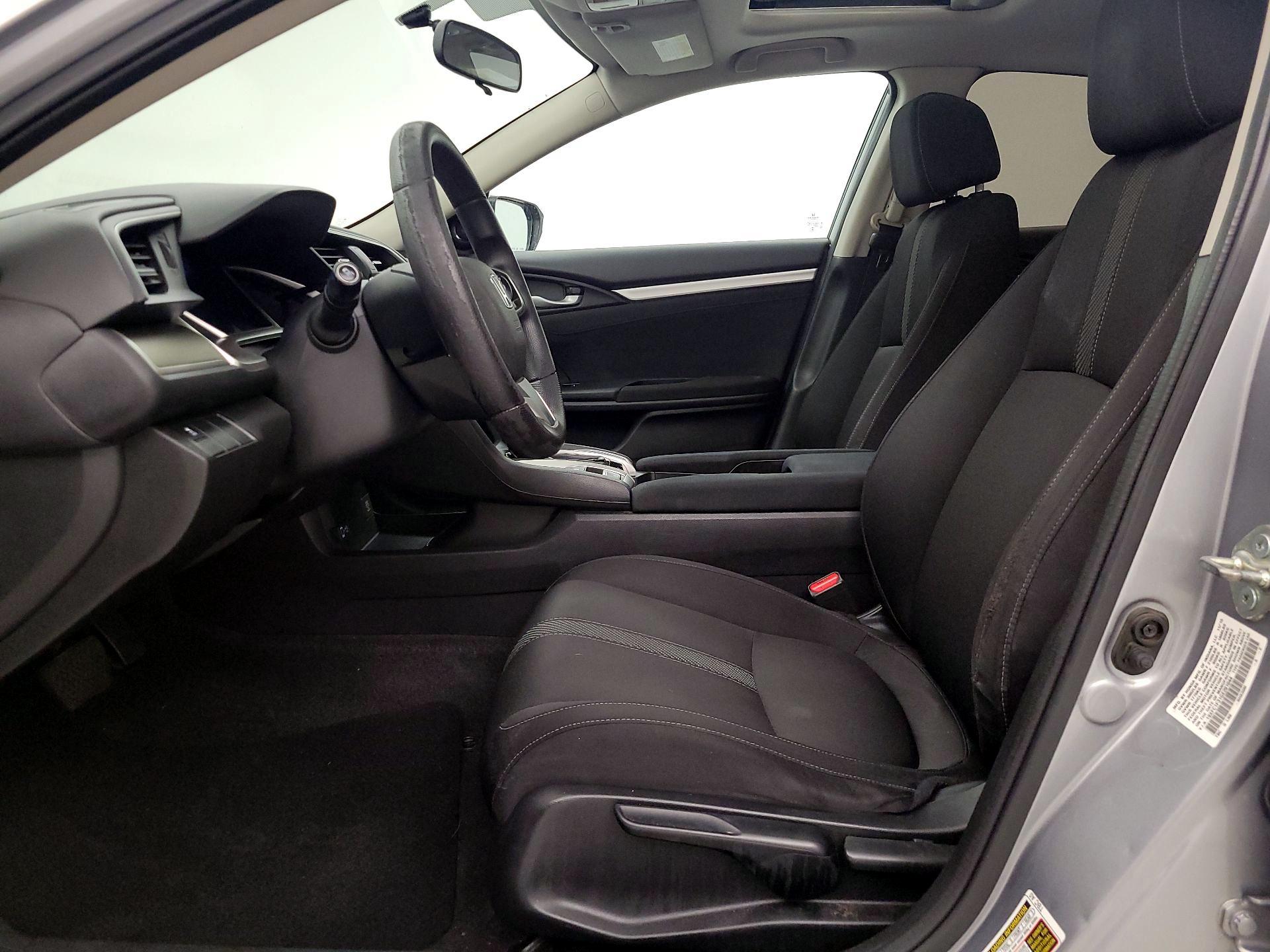 Thumbnail: 2016 Honda Civic - 9