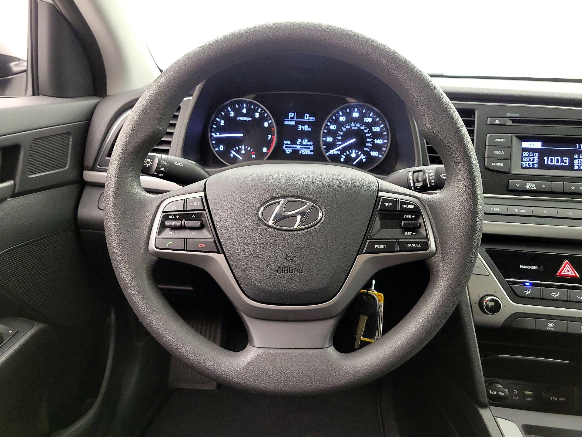 Thumbnail: 2018 Hyundai Elantra - 10