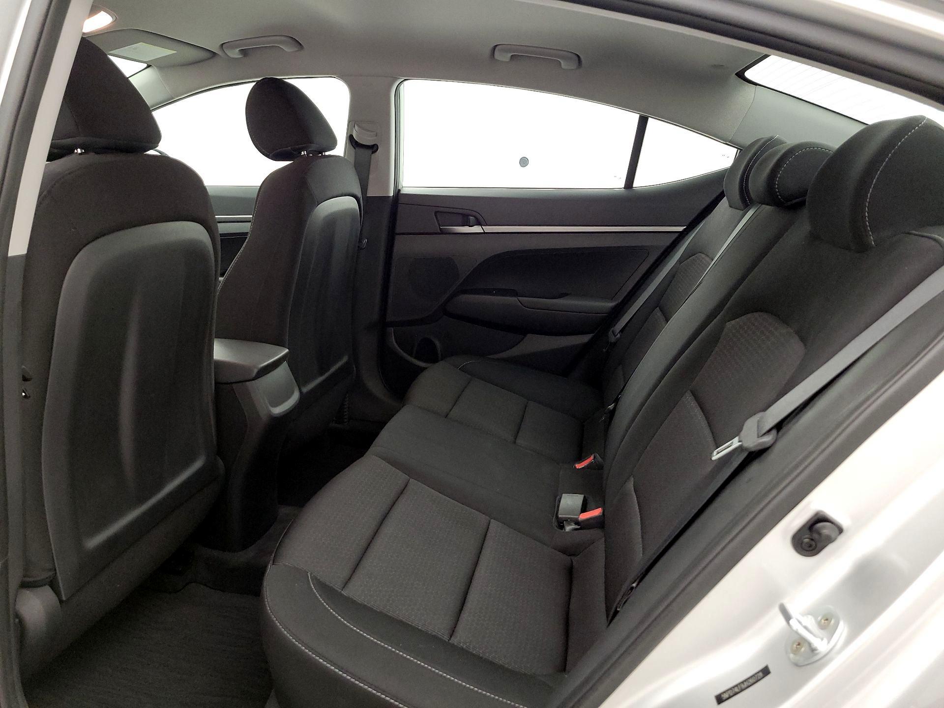 Thumbnail: 2018 Hyundai Elantra - 18