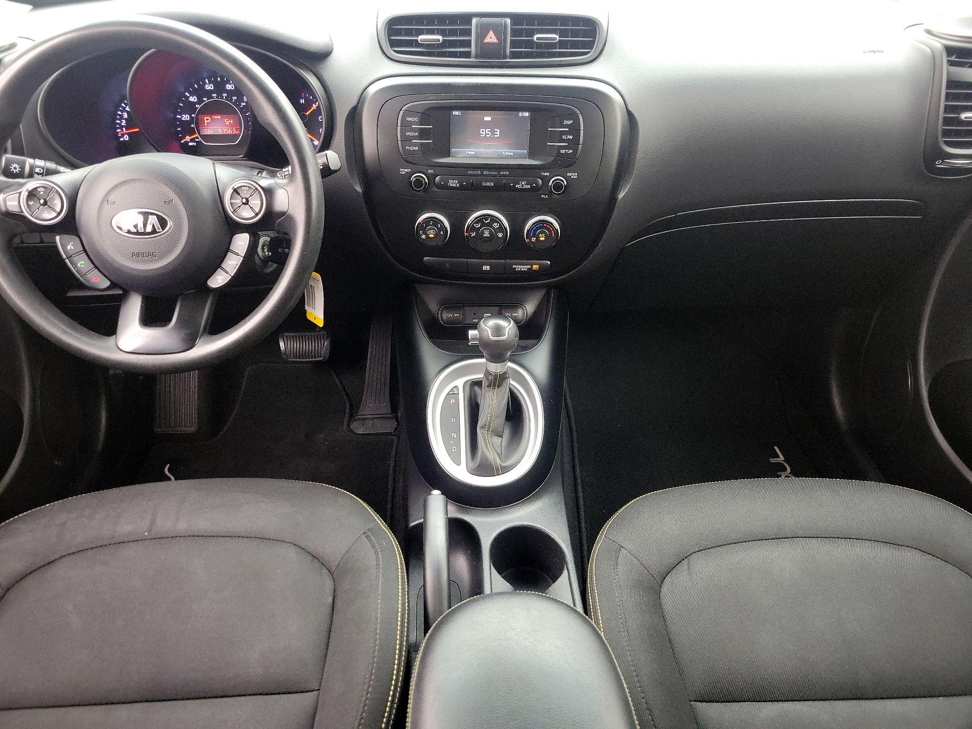 Thumbnail: 2016 Kia Soul - 9