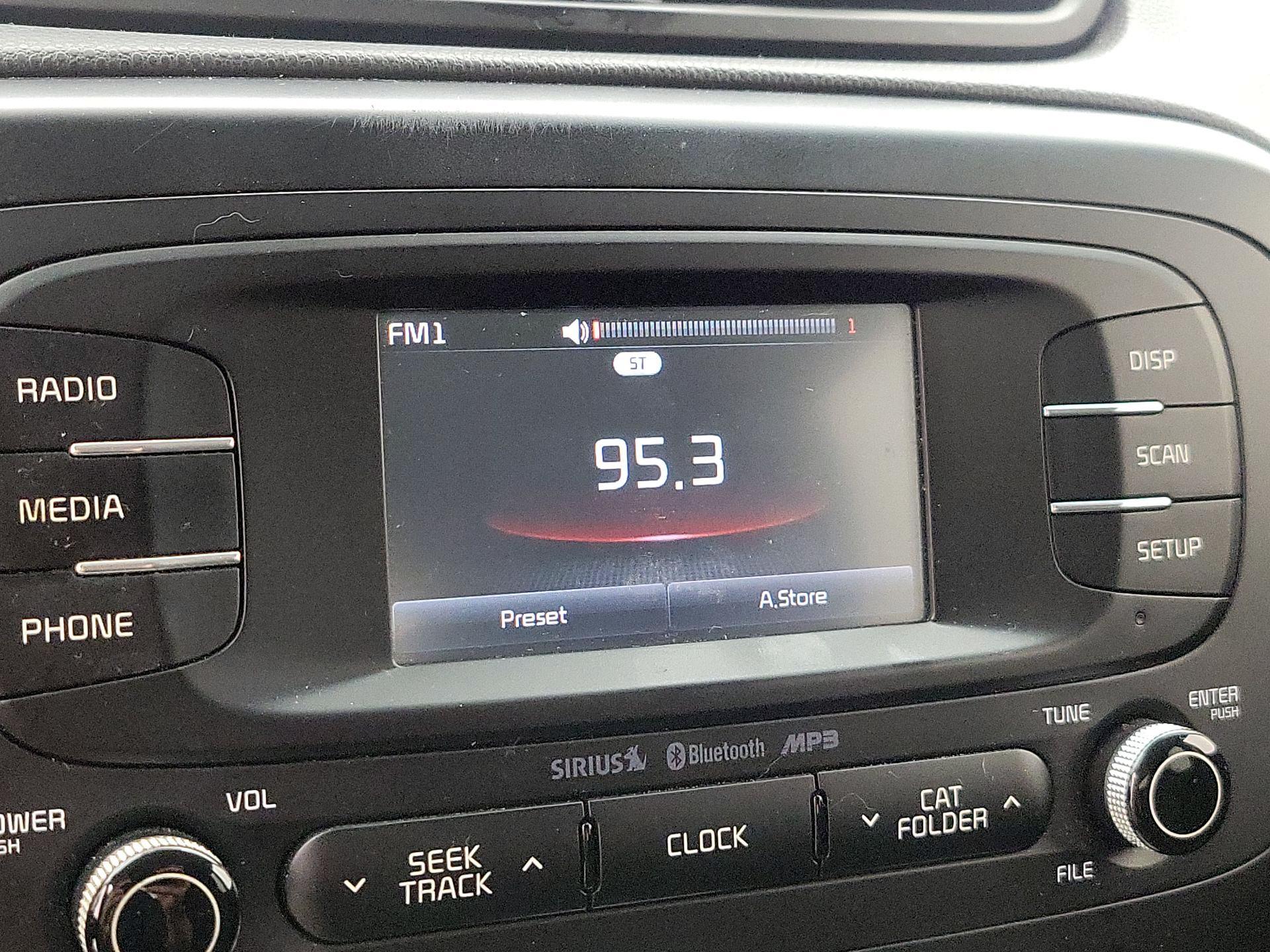 Thumbnail: 2016 Kia Soul - 15