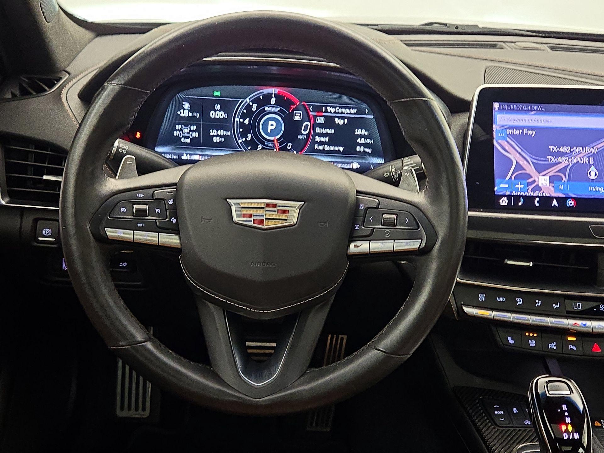 Thumbnail: 2023 Cadillac CT5 - 10