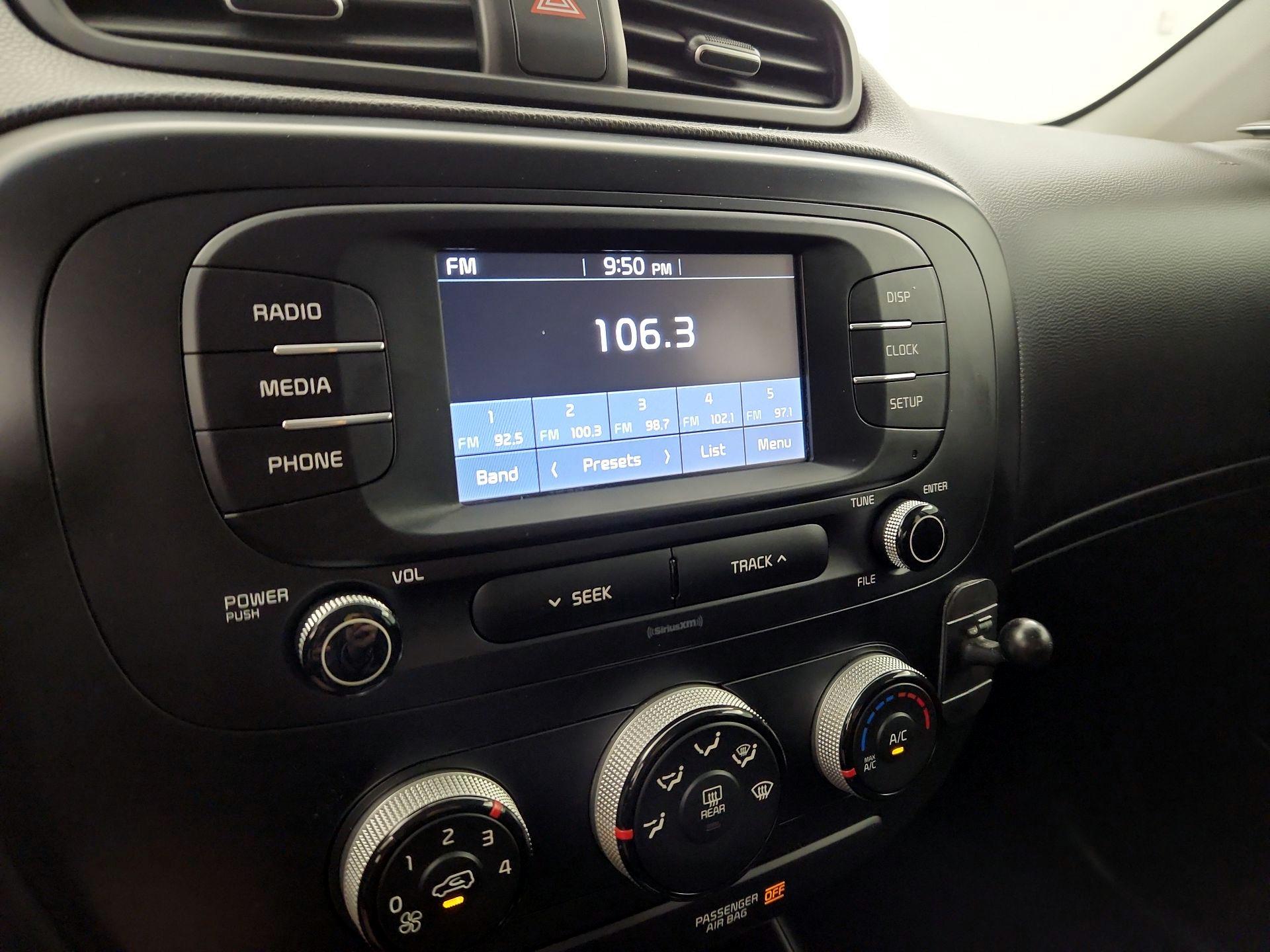 Thumbnail: 2019 Kia Soul - 15