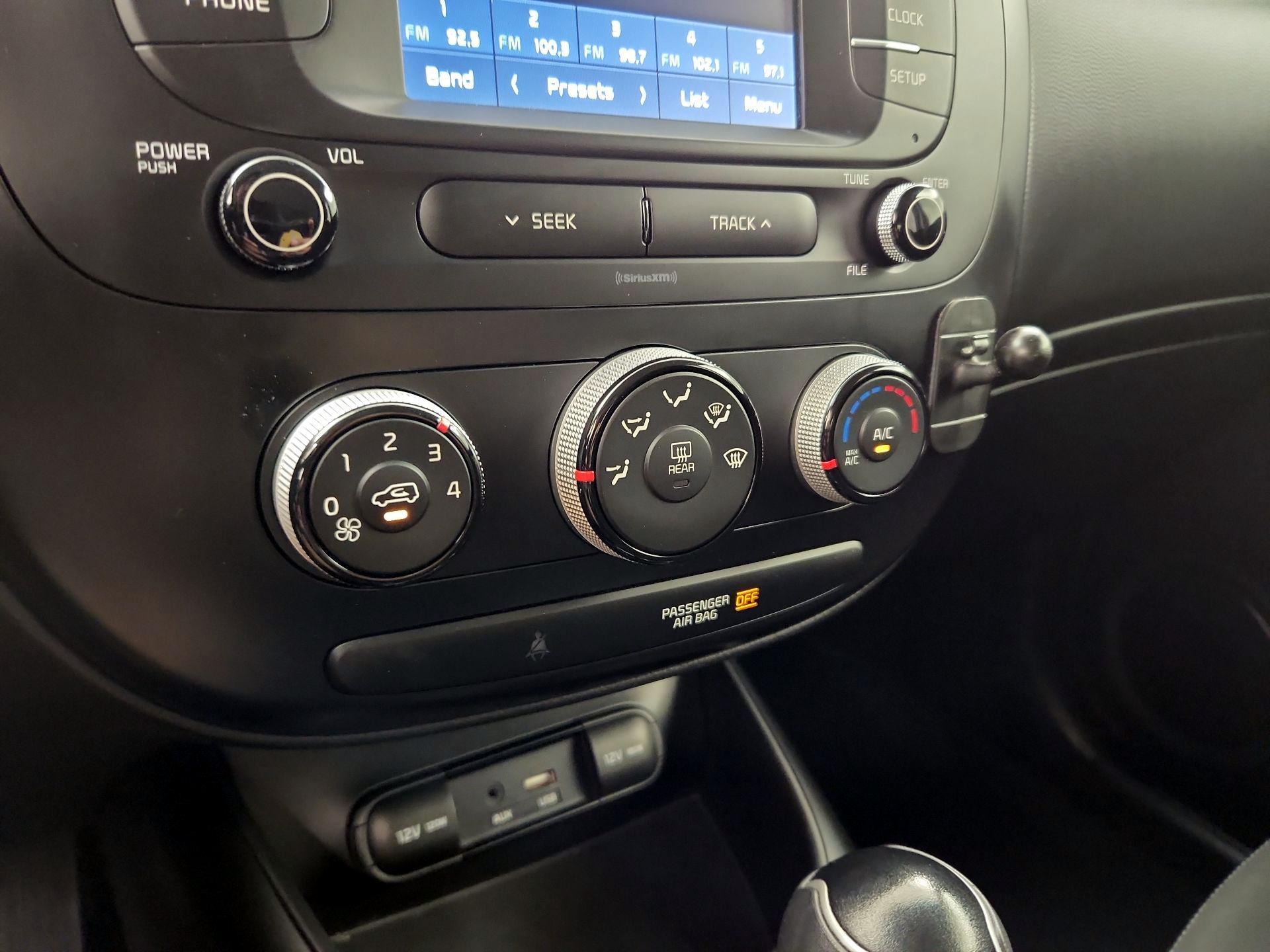 Thumbnail: 2019 Kia Soul - 16