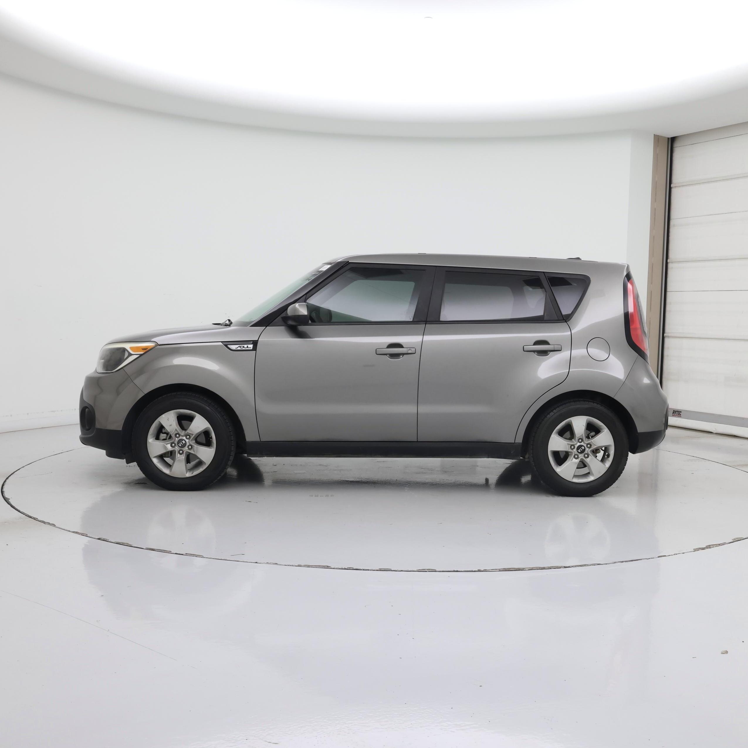 Thumbnail: 2019 Kia Soul - 3
