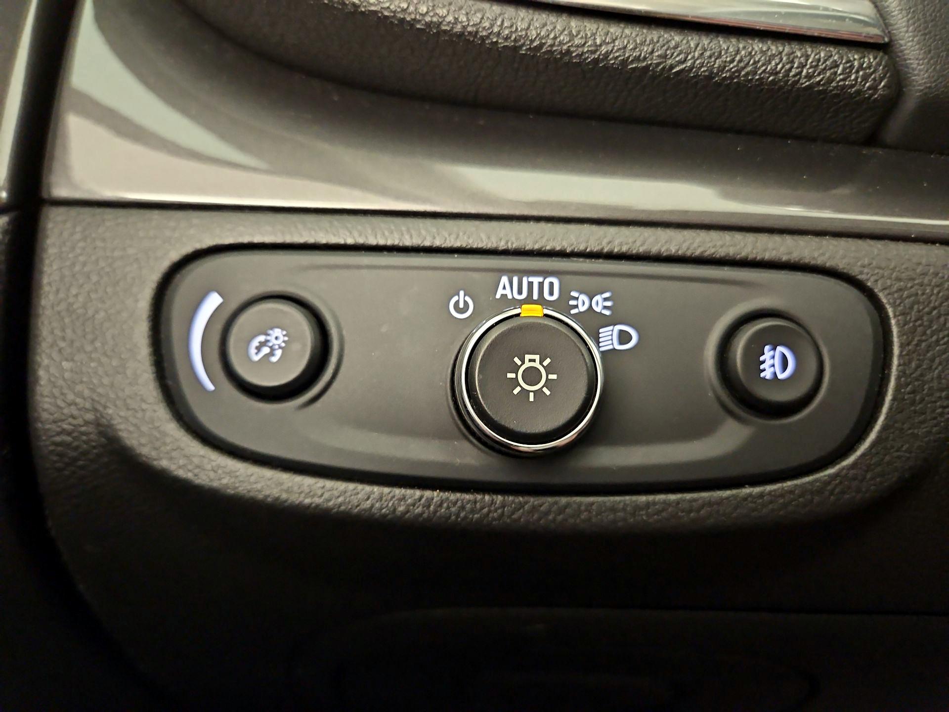 Thumbnail: 2017 Buick Encore - 11