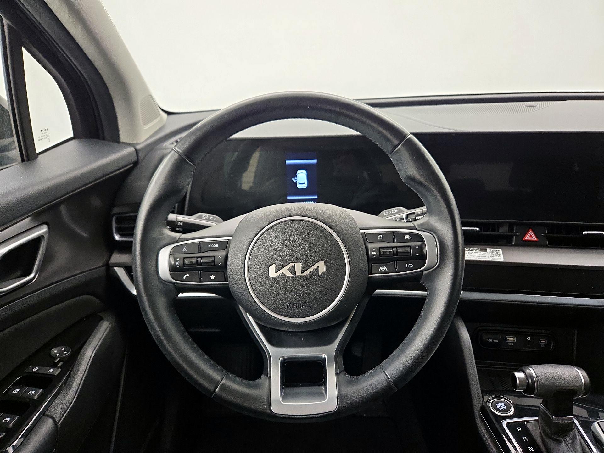 Thumbnail: 2023 Kia Sportage - 10