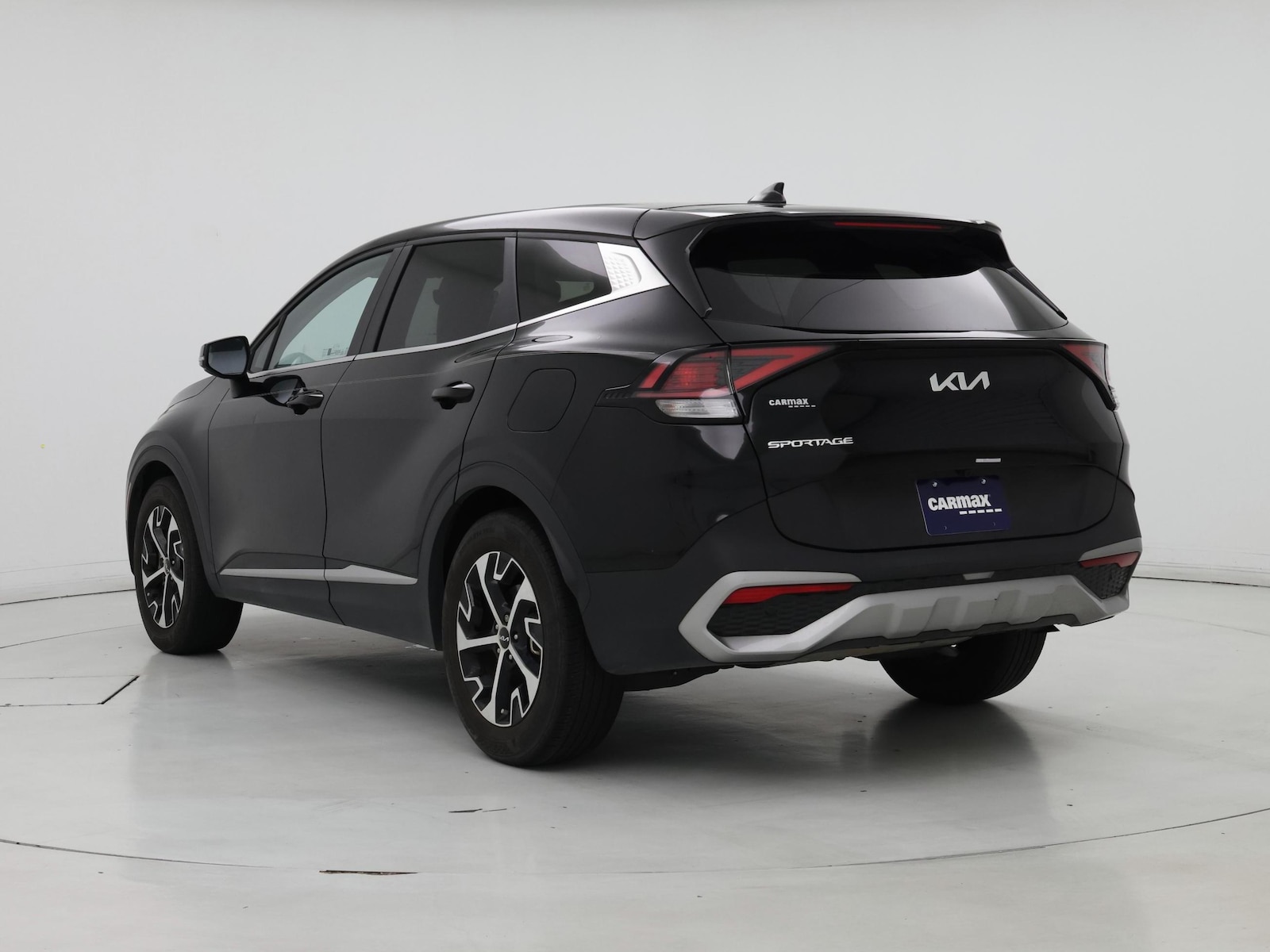 2023 Kia Sportage EX - Photo 3