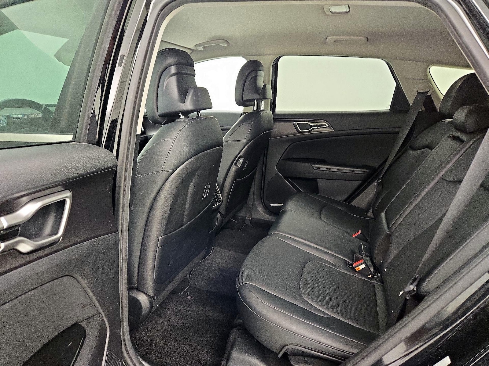 2023 Kia Sportage EX - Photo 21