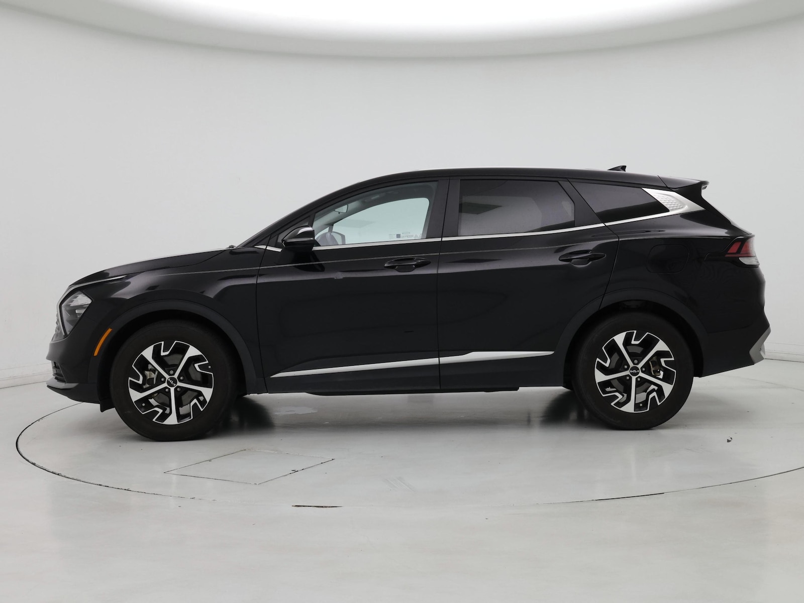 2023 Kia Sportage EX - Photo 4