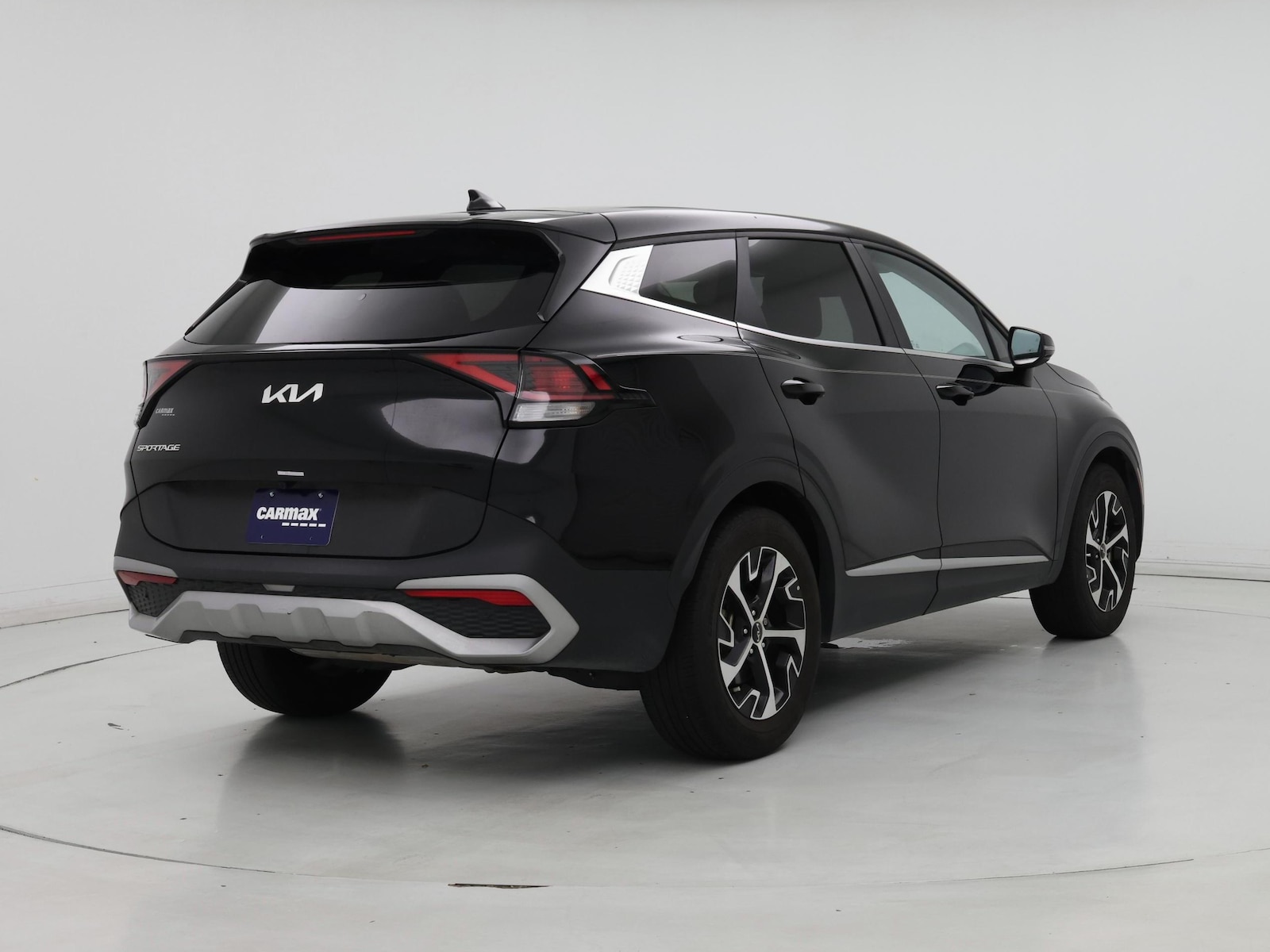 2023 Kia Sportage EX - Photo 9