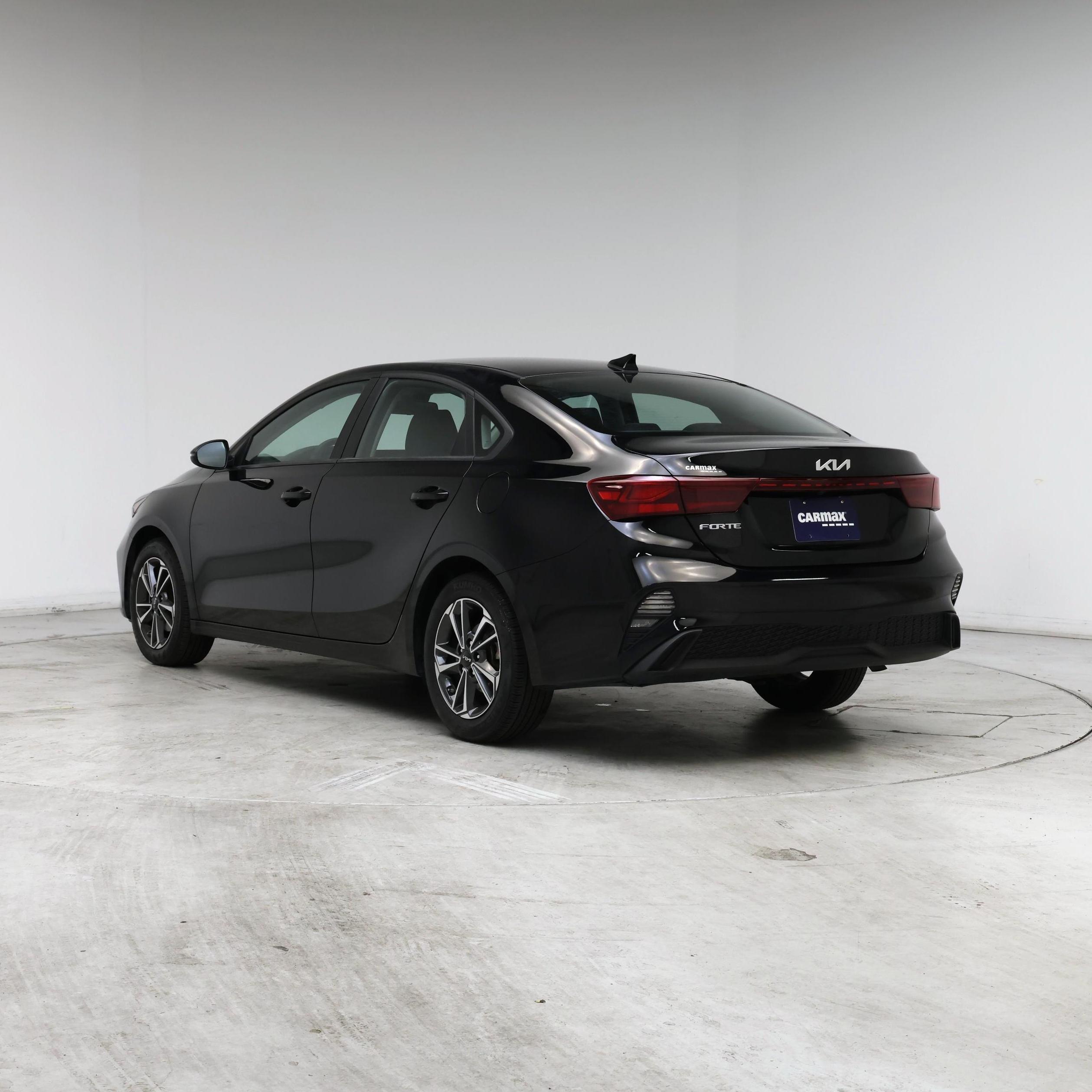 Thumbnail: 2023 Kia Forte - 2