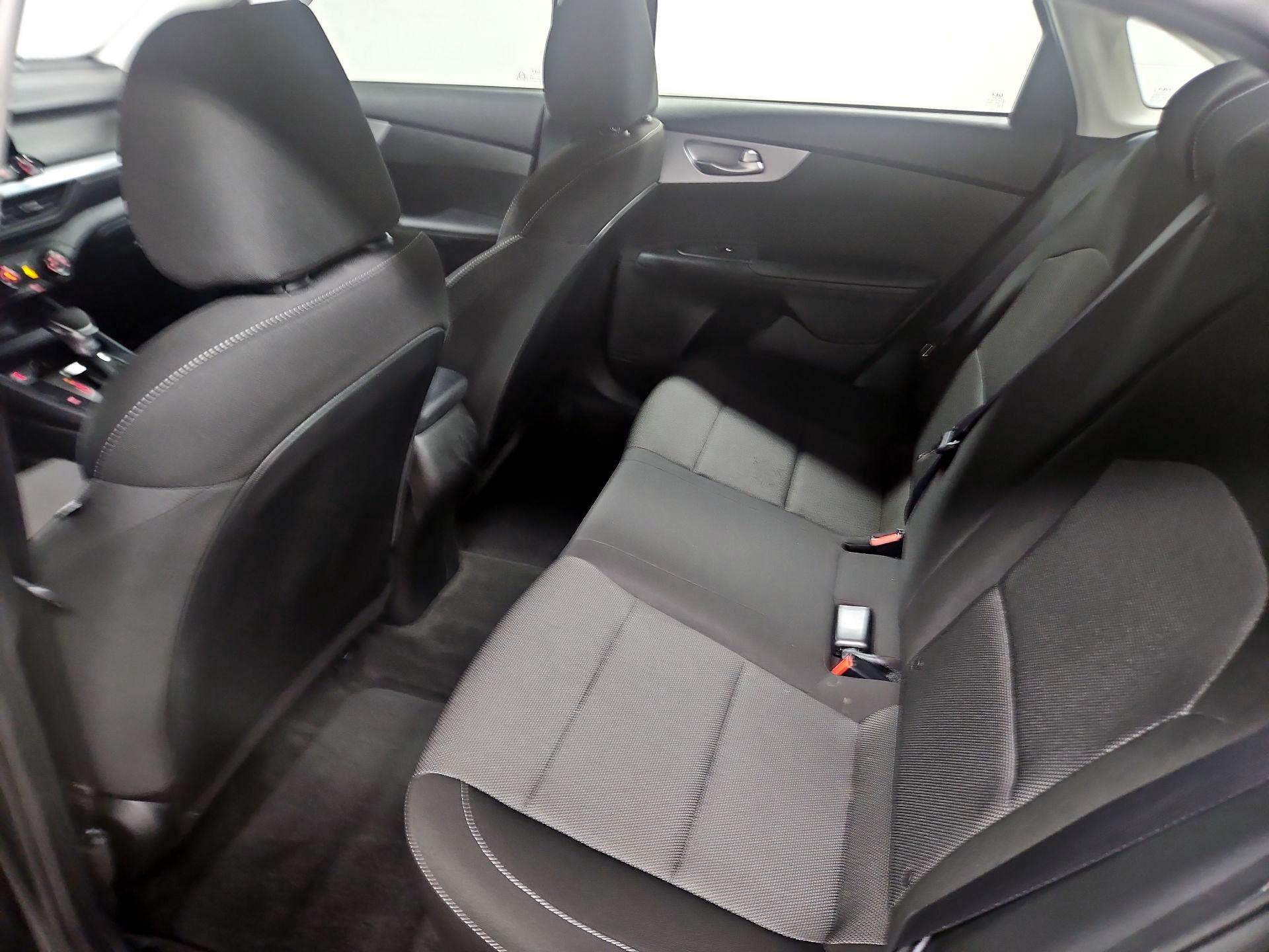 Thumbnail: 2023 Kia Forte - 19