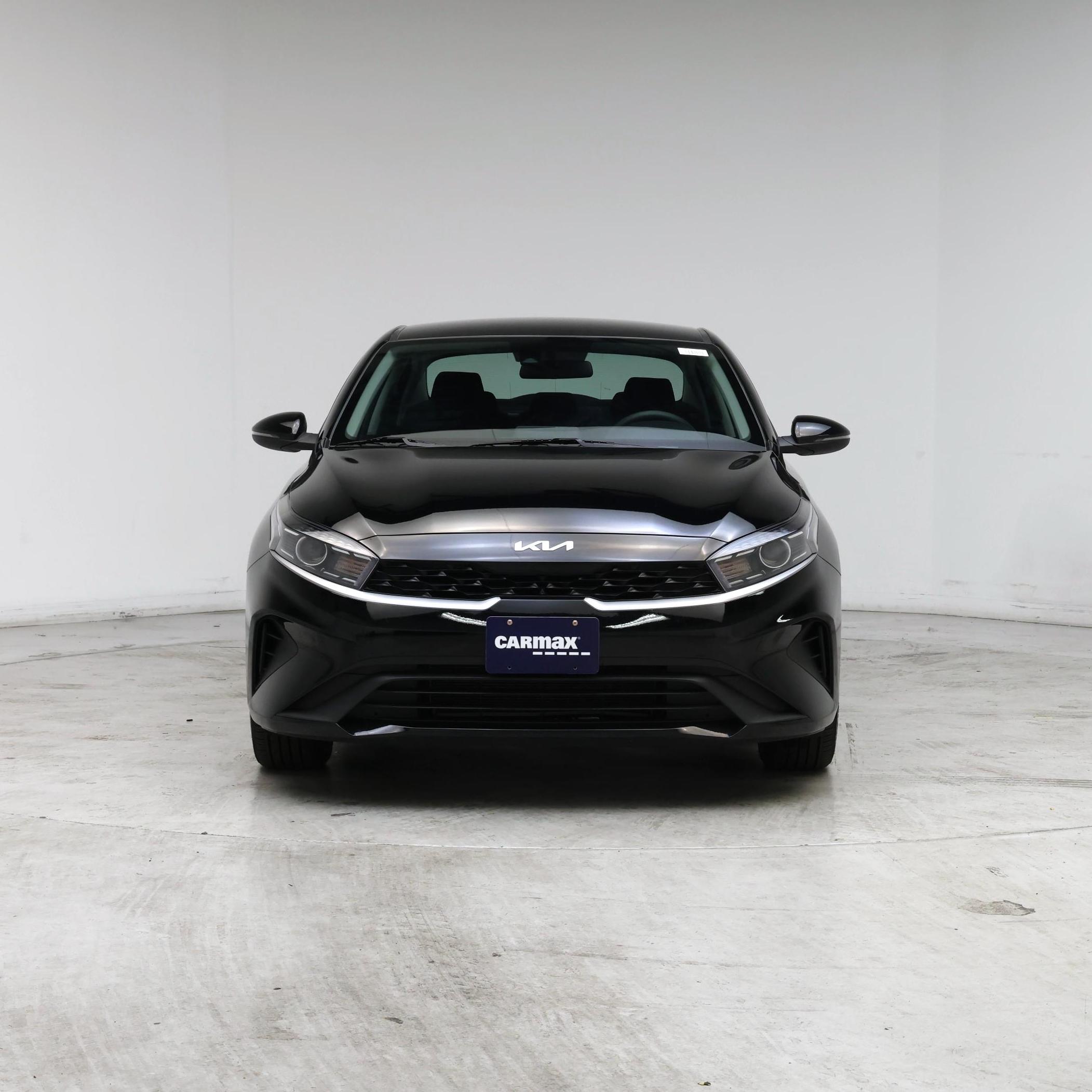 Thumbnail: 2023 Kia Forte - 5