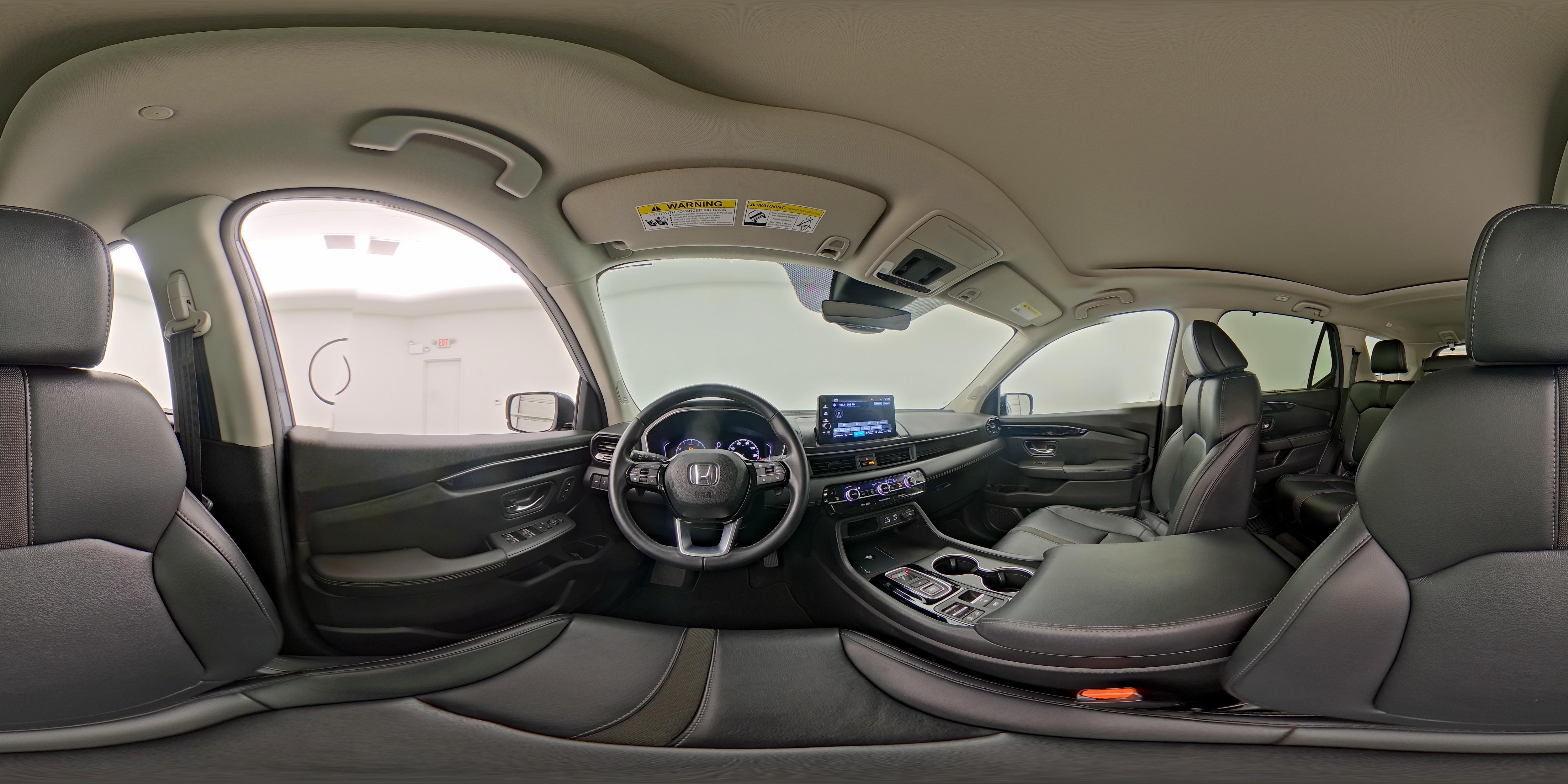 2025 Honda Pilot Touring - Photo 29