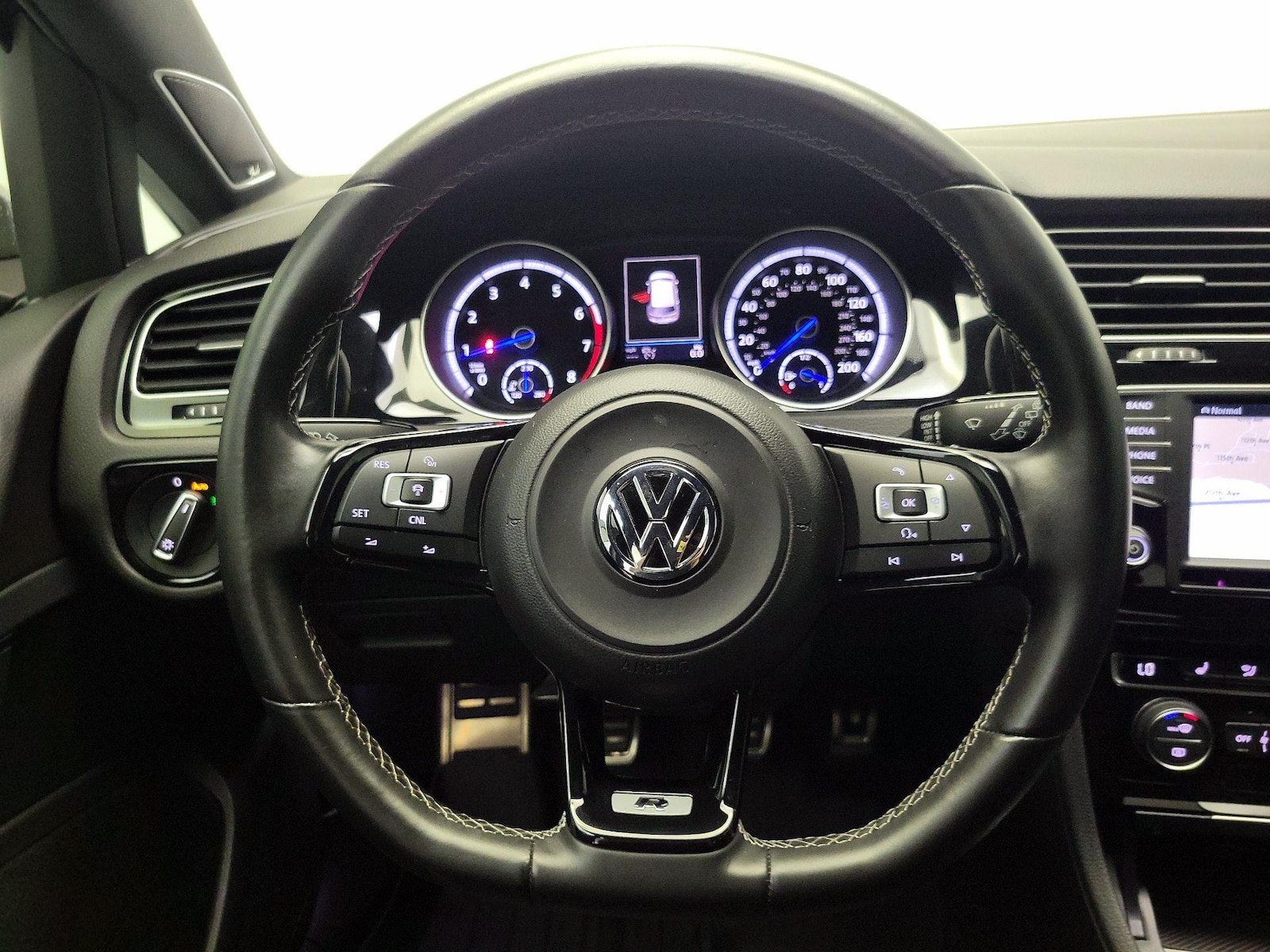 2017 Volkswagen Golf R R - Photo 11