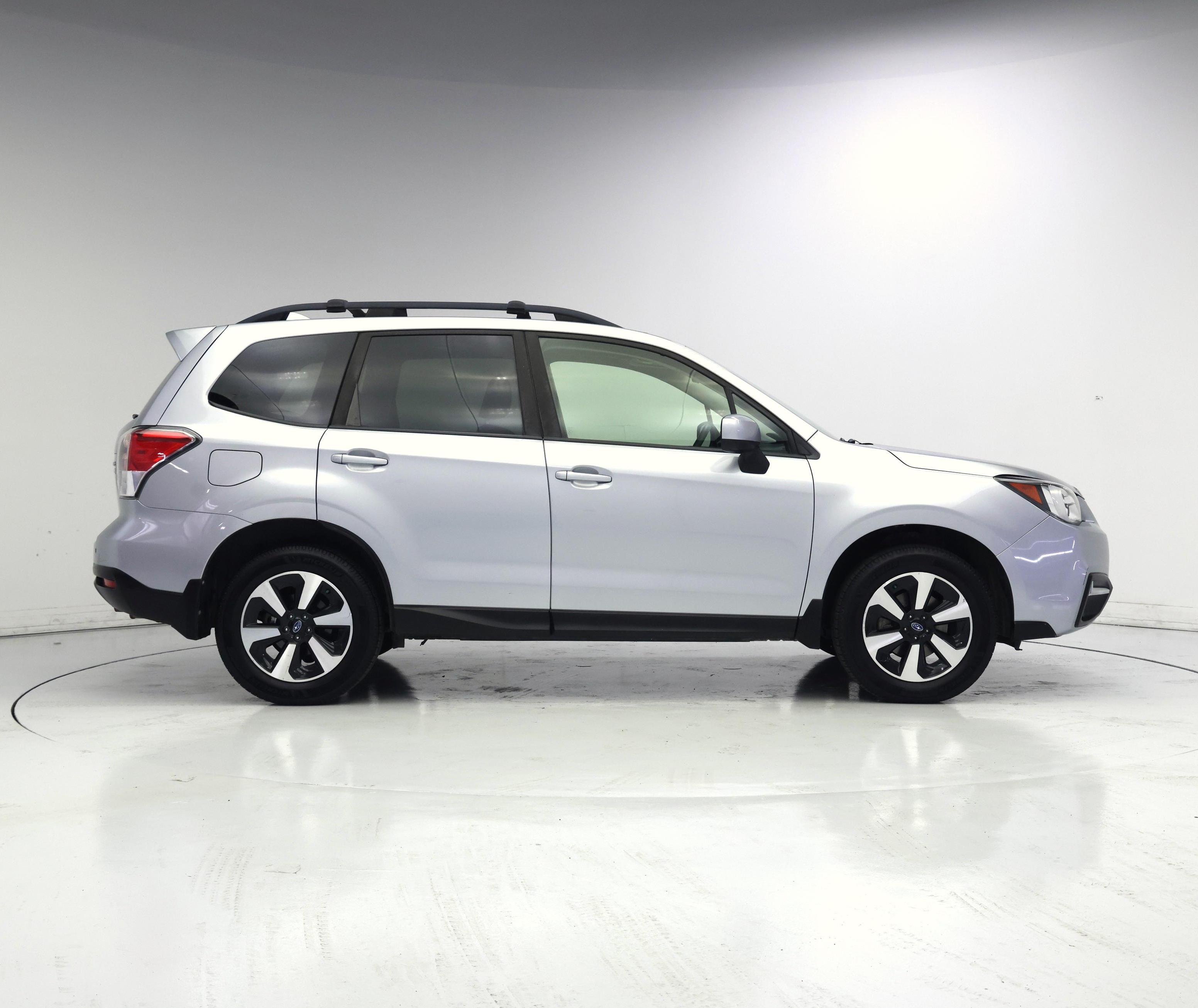 Thumbnail: 2017 Subaru Forester - 7