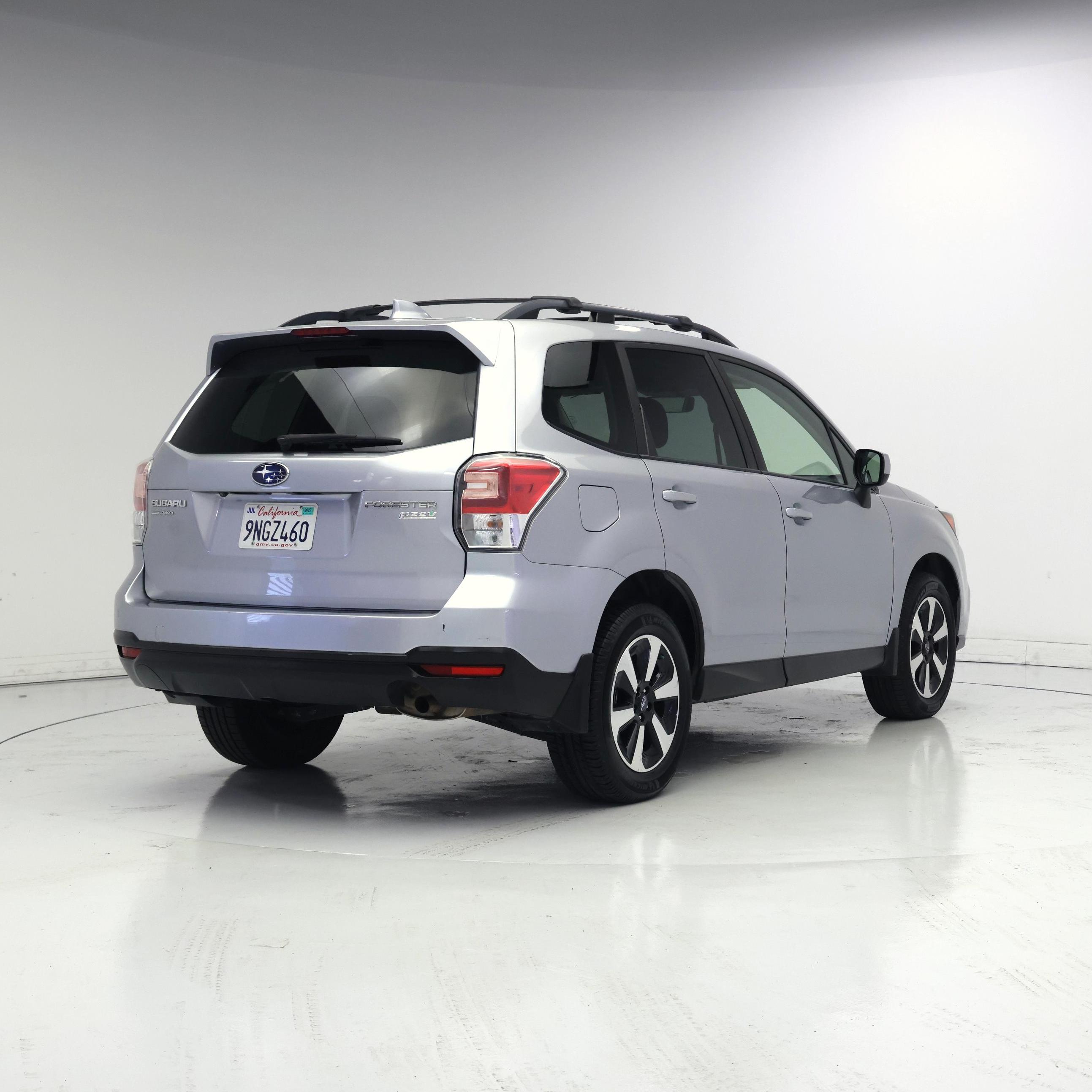 Thumbnail: 2017 Subaru Forester - 8