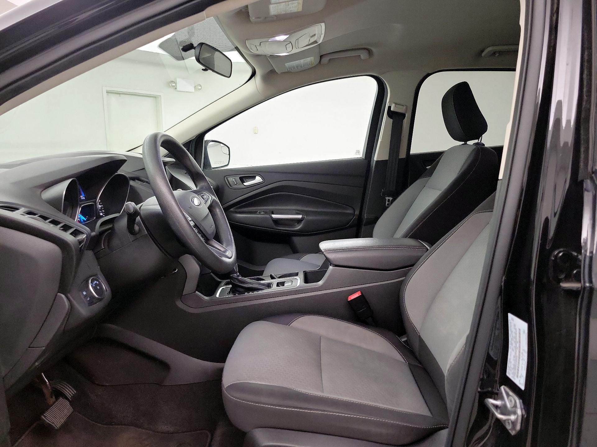 Thumbnail: 2019 Ford Escape - 9