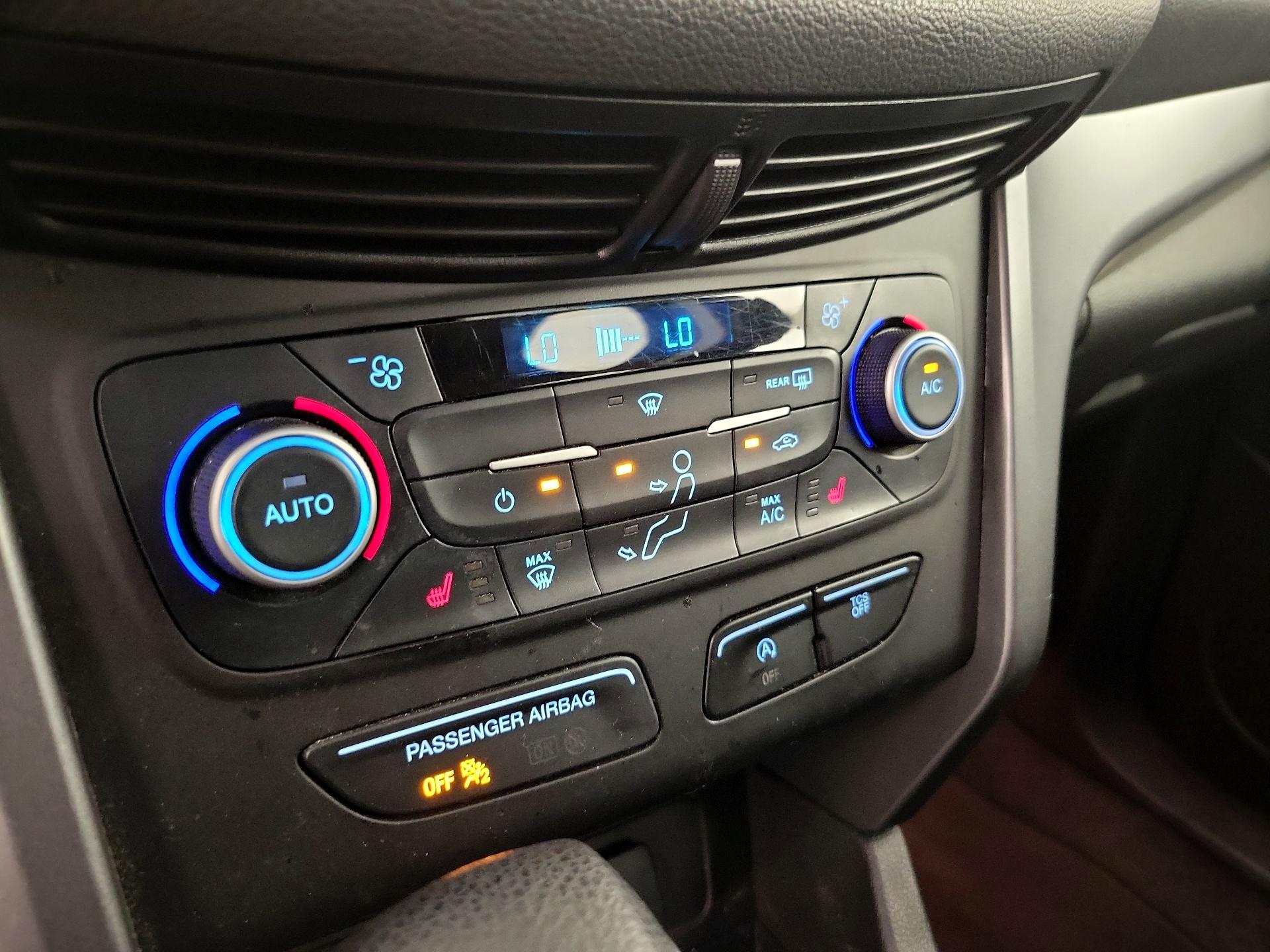 Thumbnail: 2019 Ford Escape - 14