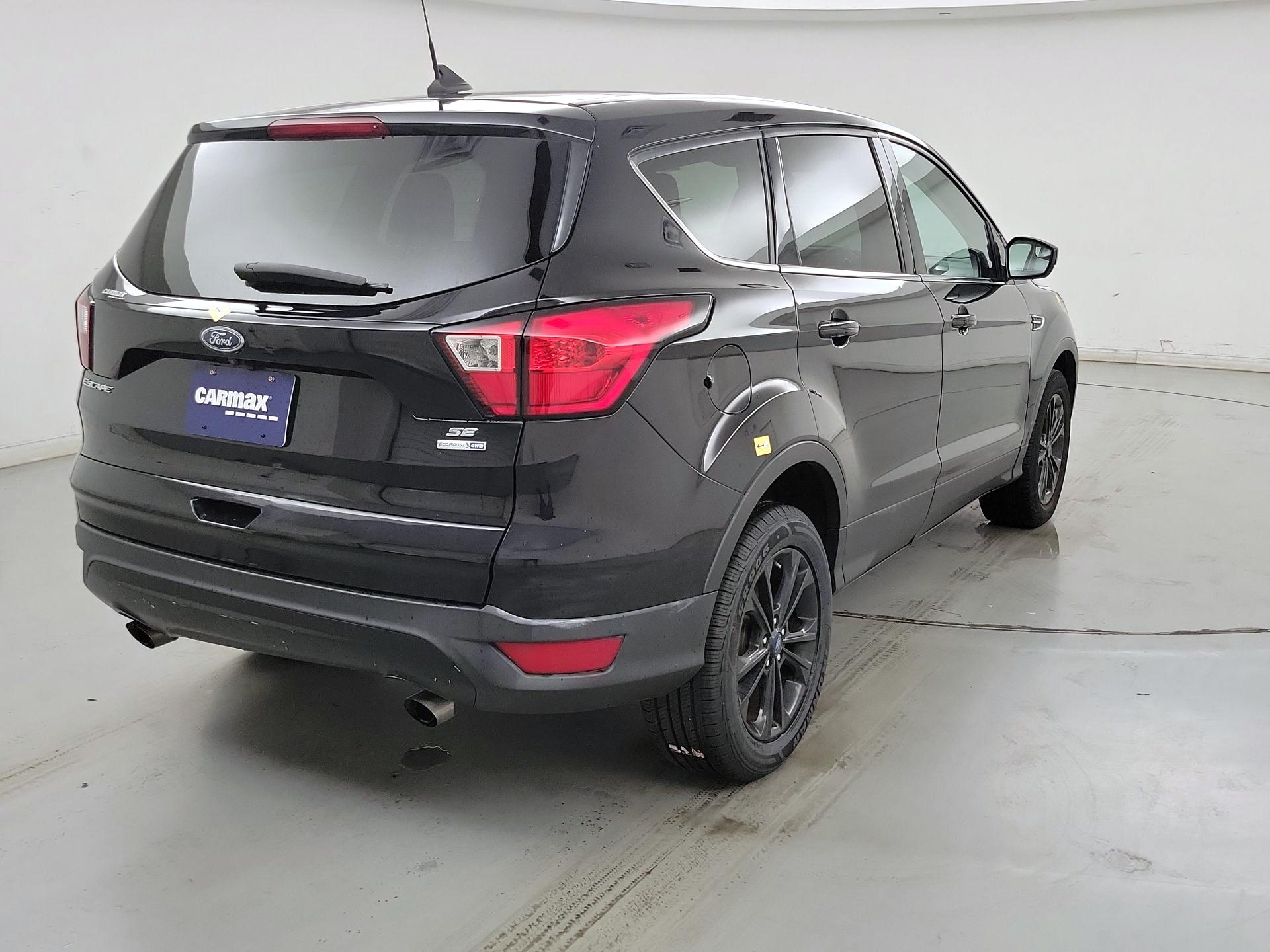 Thumbnail: 2019 Ford Escape - 5