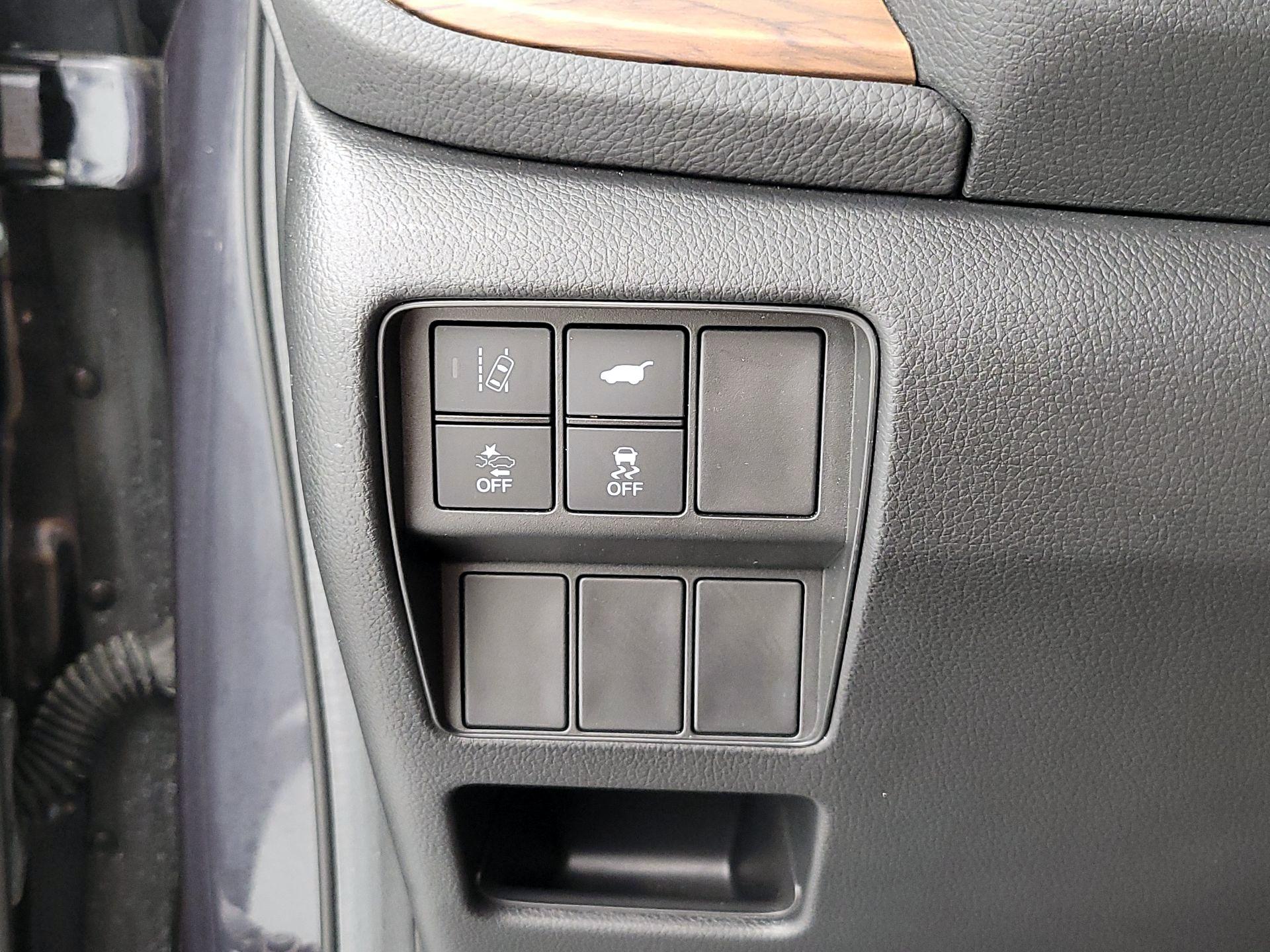 Thumbnail: 2018 Honda CR-V - 13