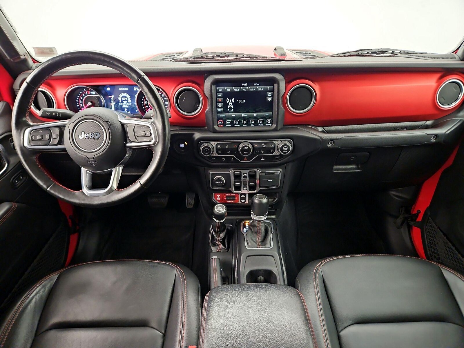 Apple CarPlay® & Android Auto™
