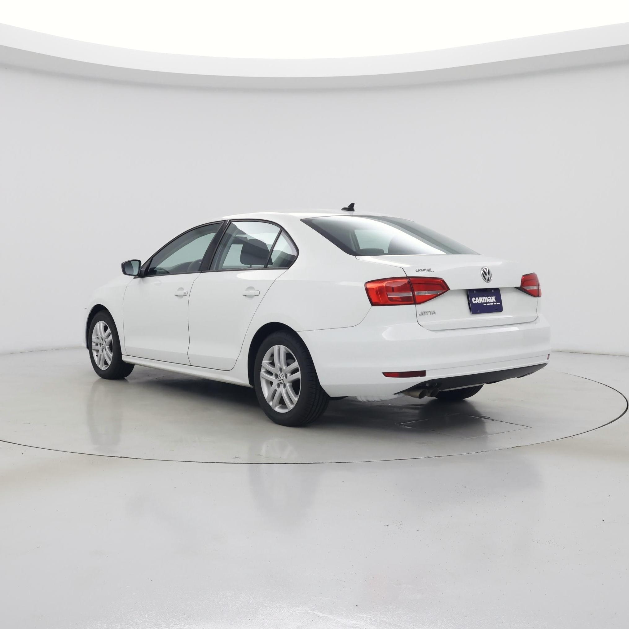Thumbnail: 2015 Volkswagen Jetta - 2