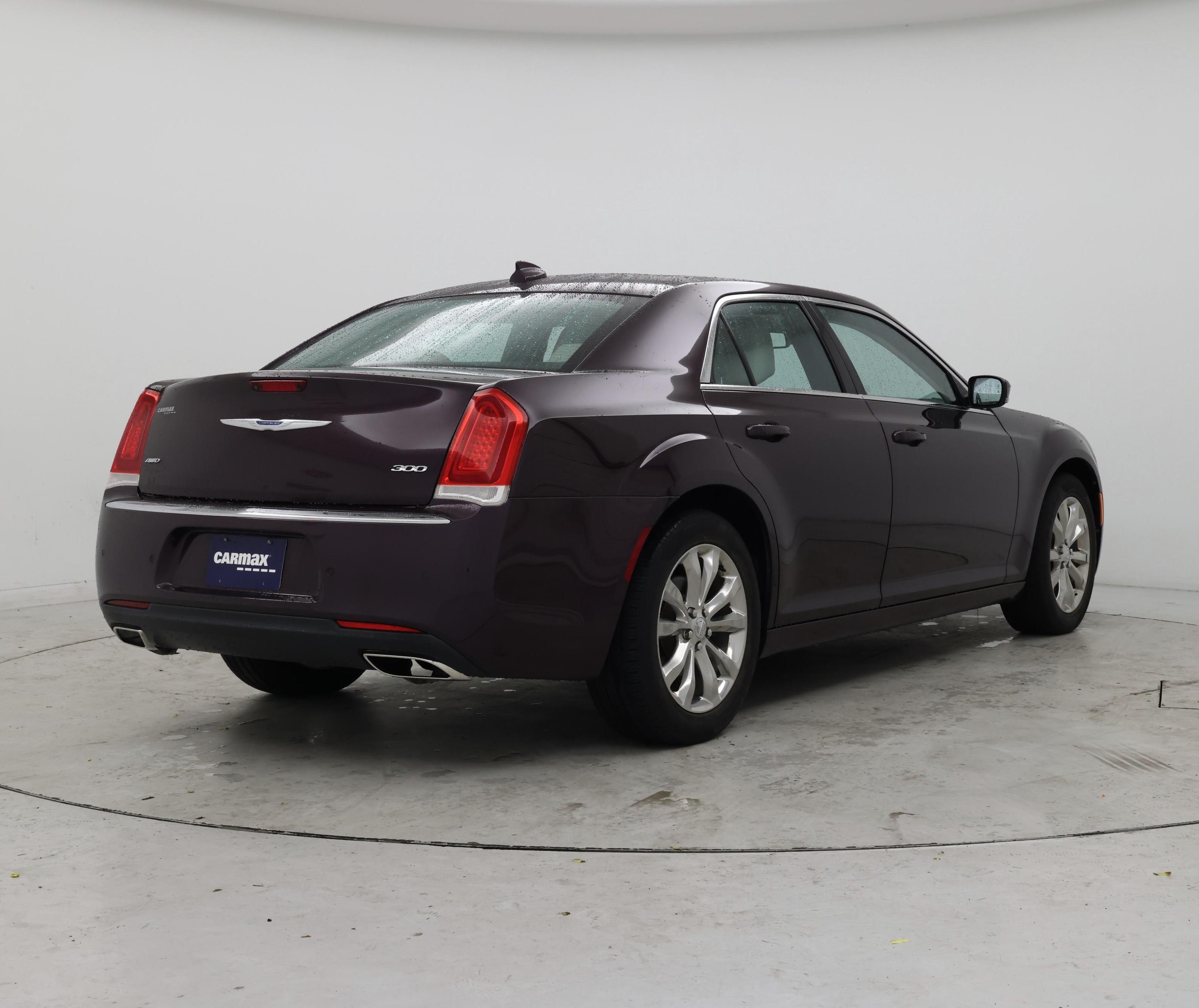 Thumbnail: 2021 Chrysler 300 - 8