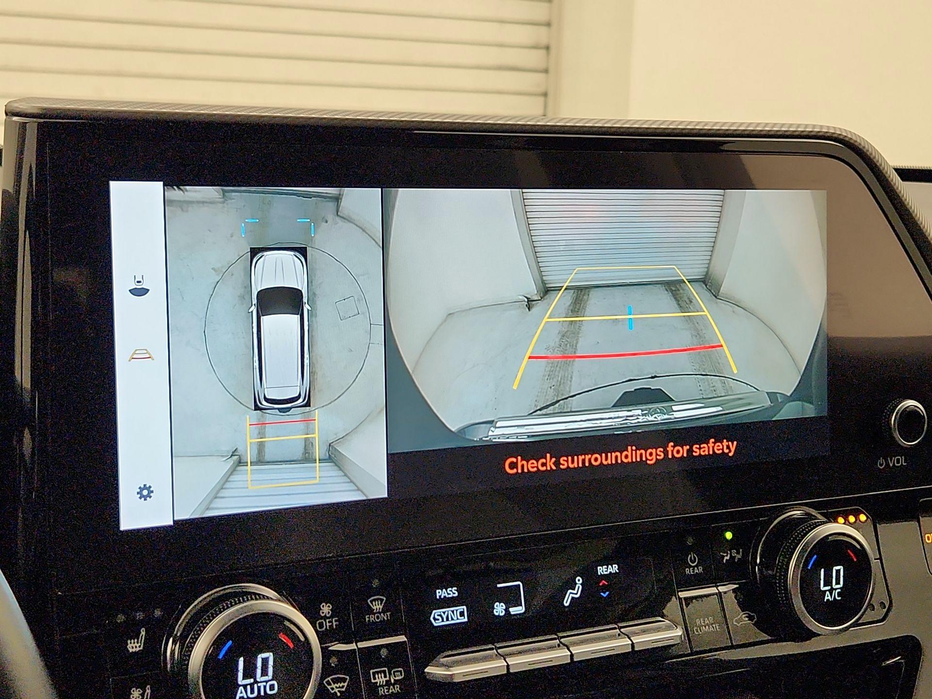 Thumbnail: 2024 Toyota Highlander - 14
