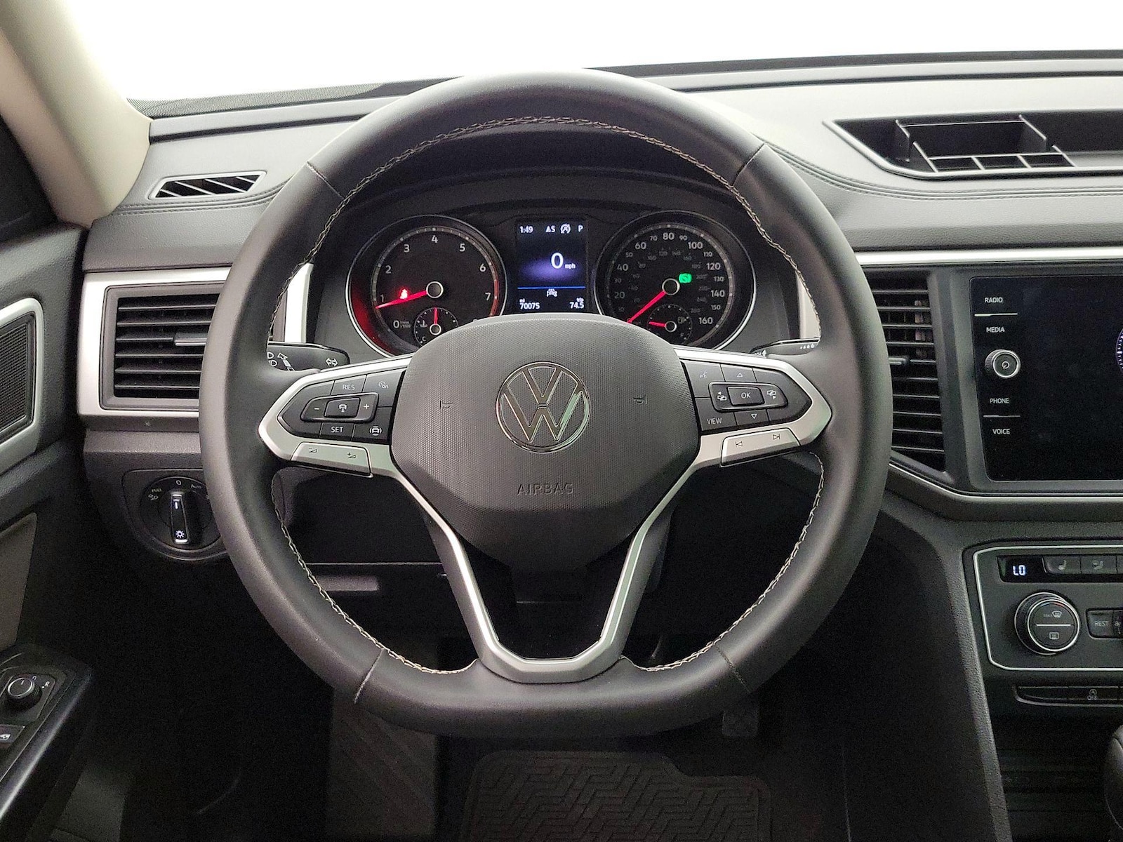 2021 Volkswagen Atlas SE w/Tech - Photo 11