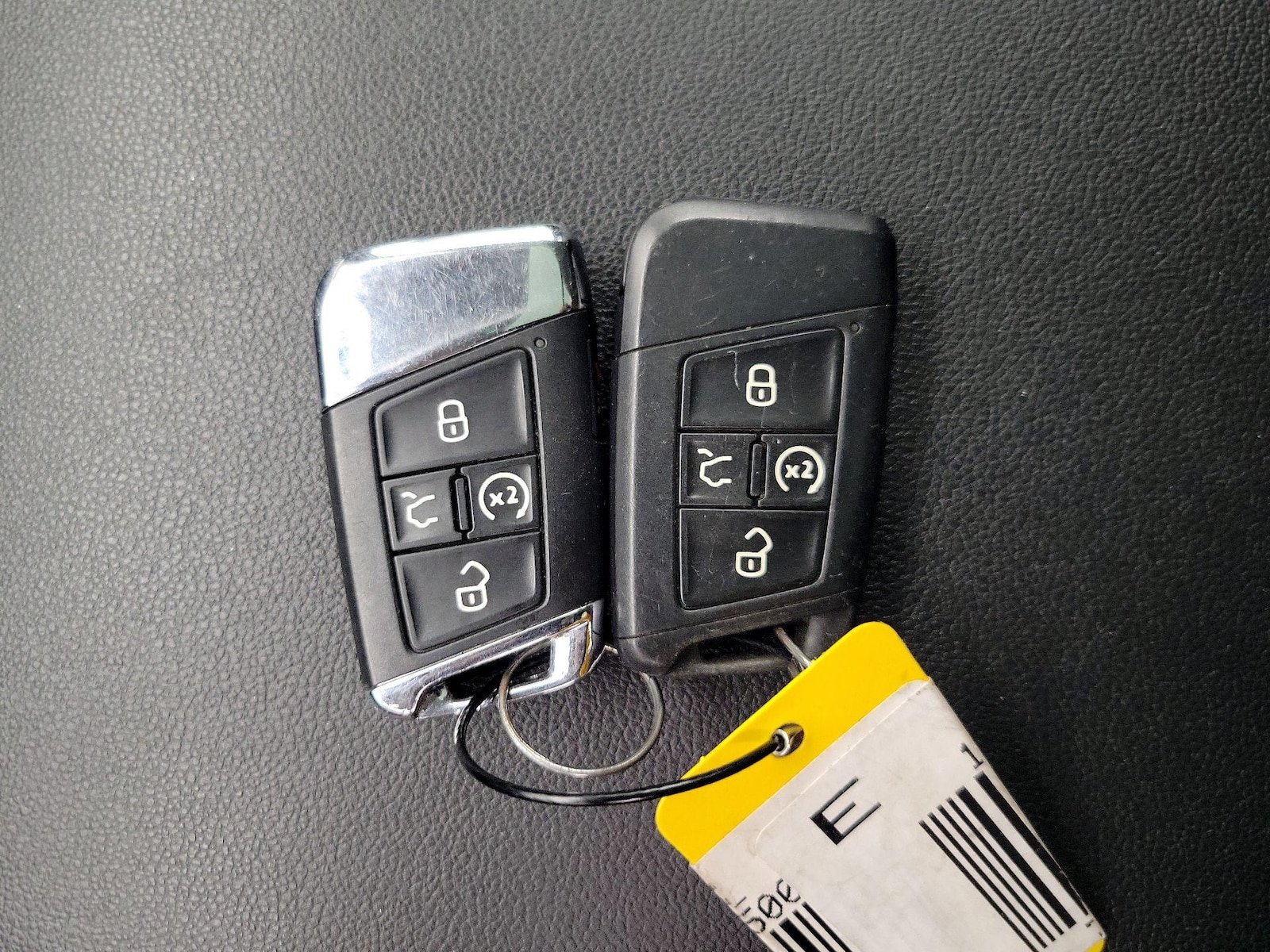 2021 Volkswagen Atlas SE w/Tech - Photo 24