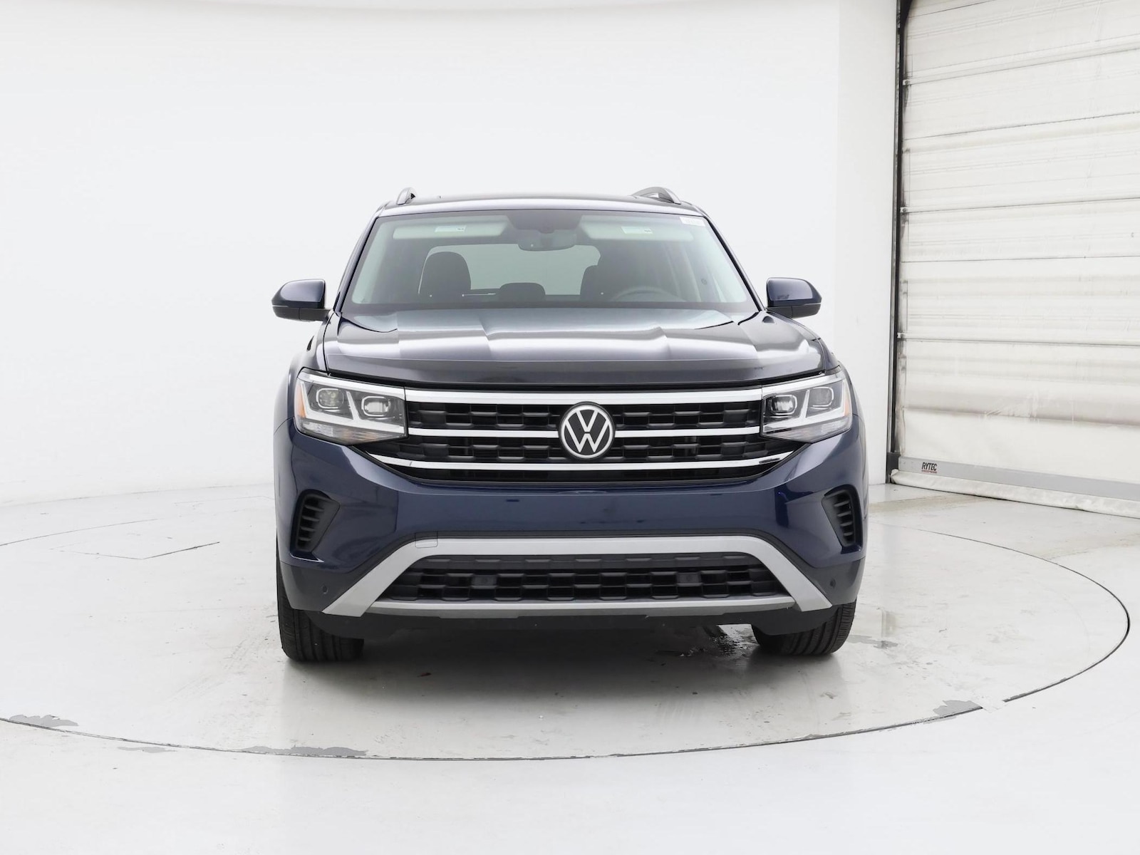2021 Volkswagen Atlas SE w/Tech - Photo 6