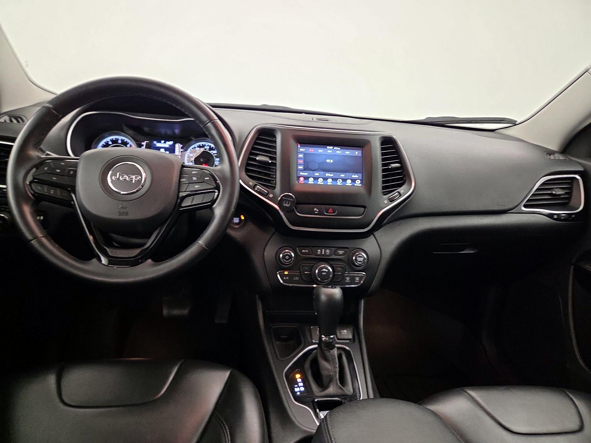 Thumbnail: 2020 Jeep Cherokee - 9