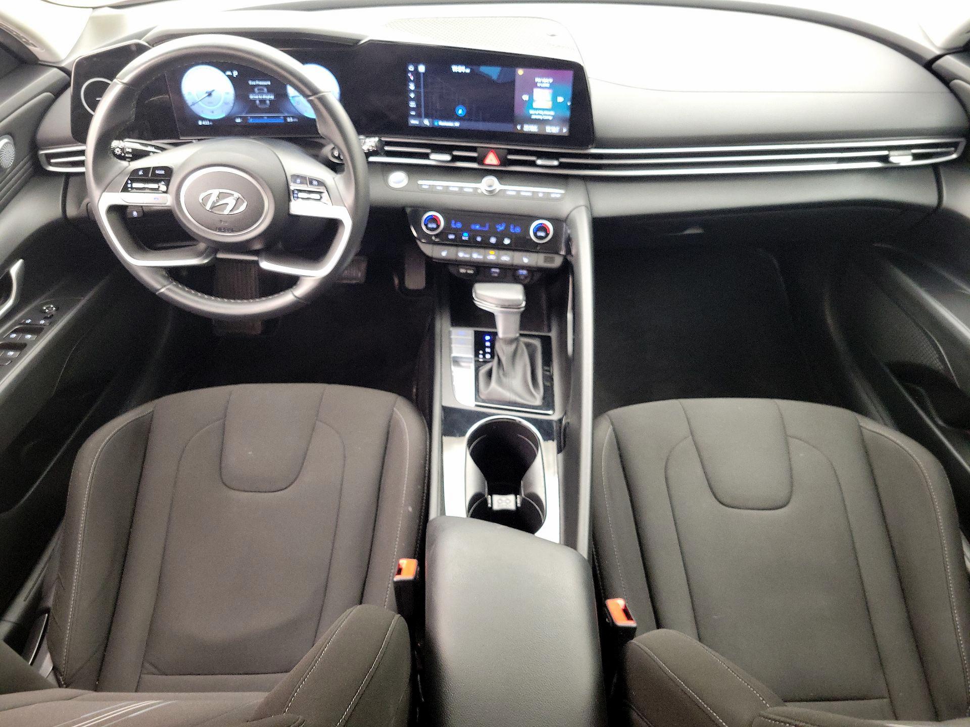 Thumbnail: 2023 Hyundai Elantra - 9