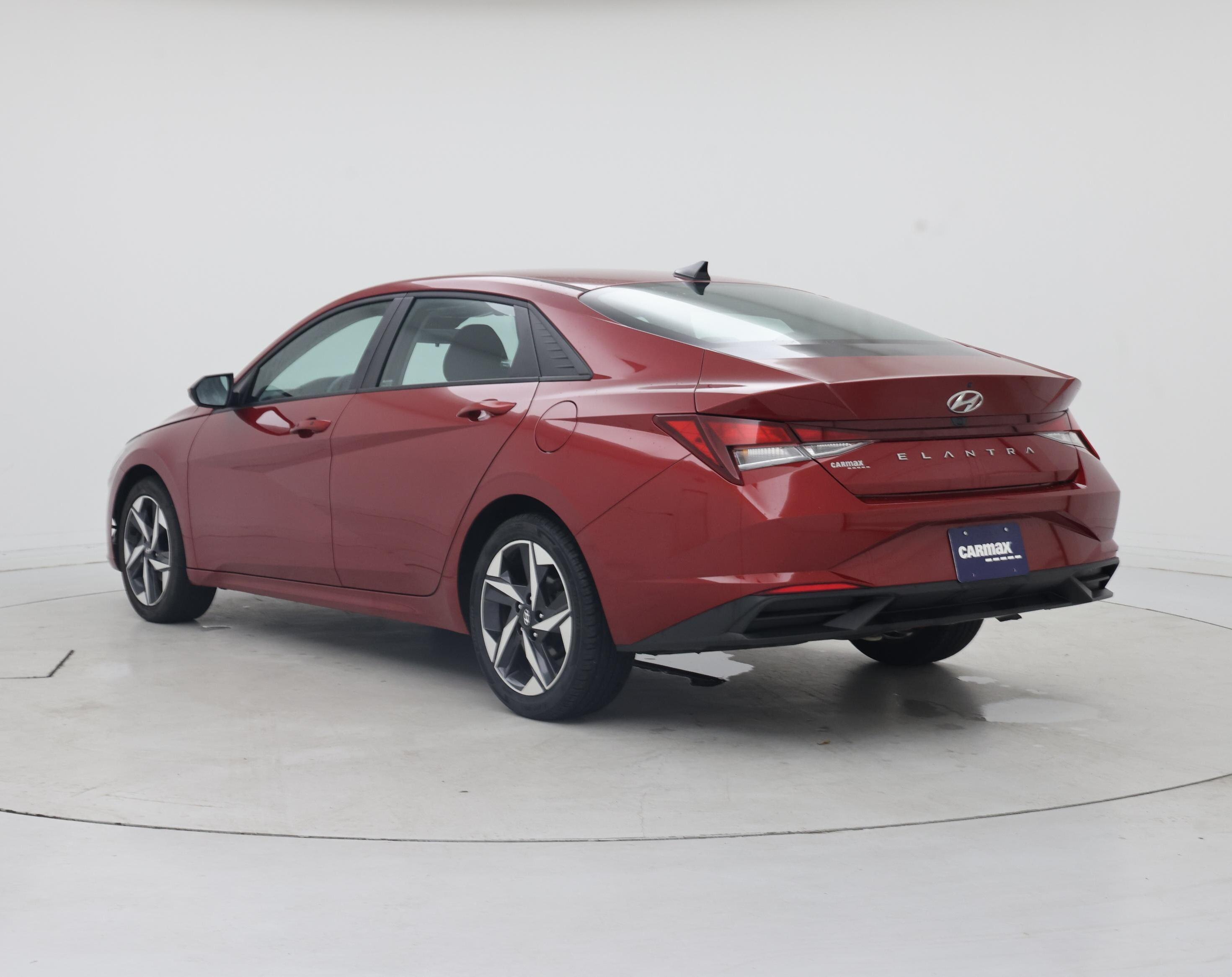 Thumbnail: 2023 Hyundai Elantra - 2