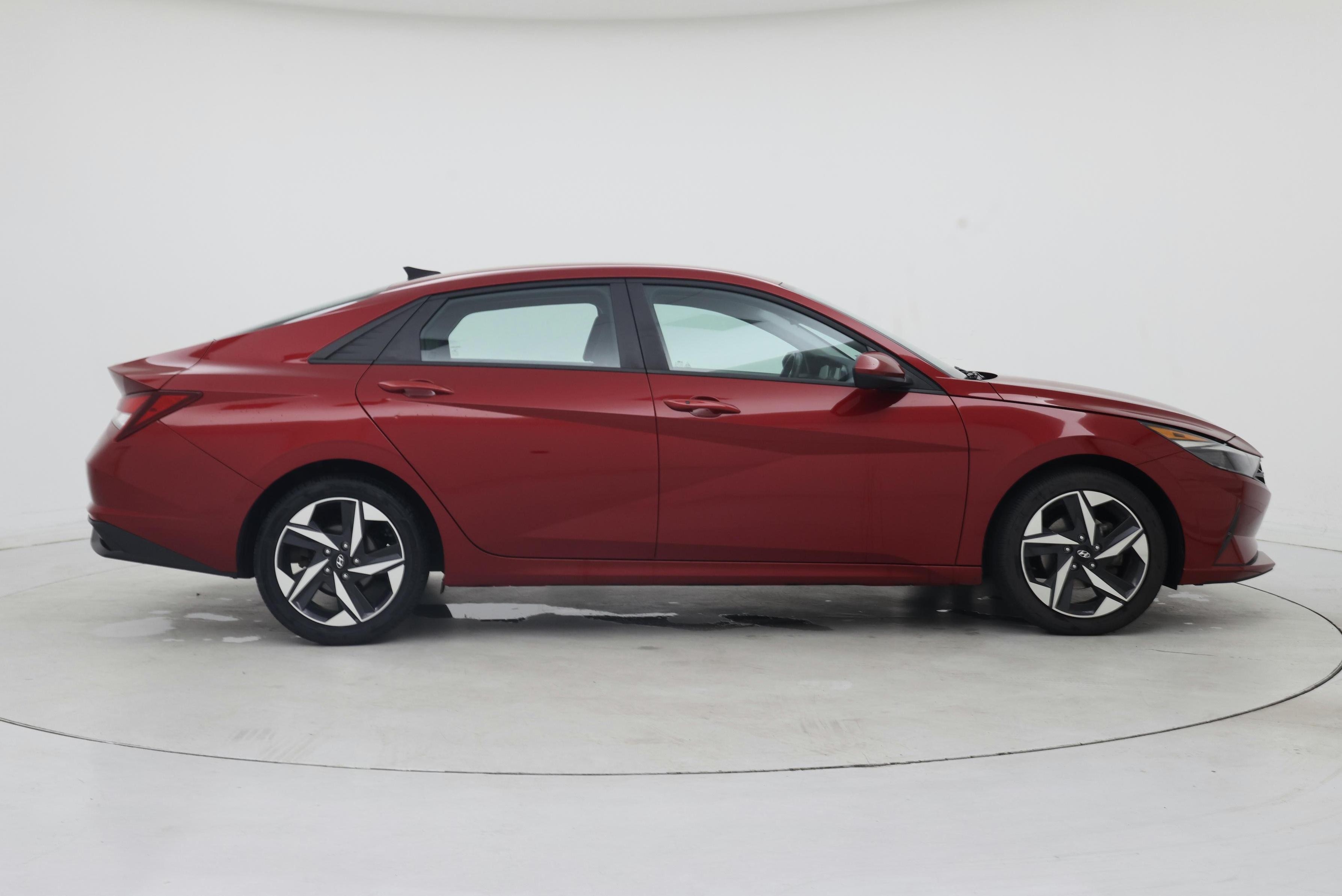 Thumbnail: 2023 Hyundai Elantra - 7