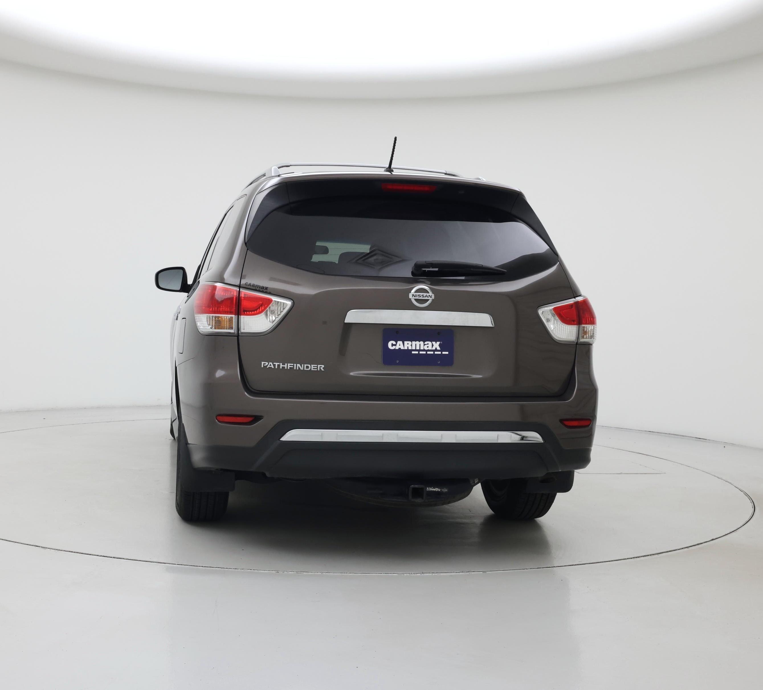 Thumbnail: 2016 Nissan Pathfinder - 6
